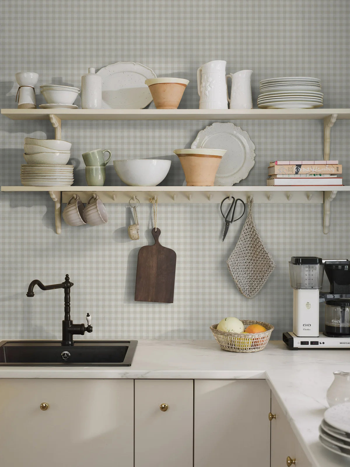 Strukturierte Tapete, die Leinen im Karomuster imitiert, PICNIC CHECK grau mit beige