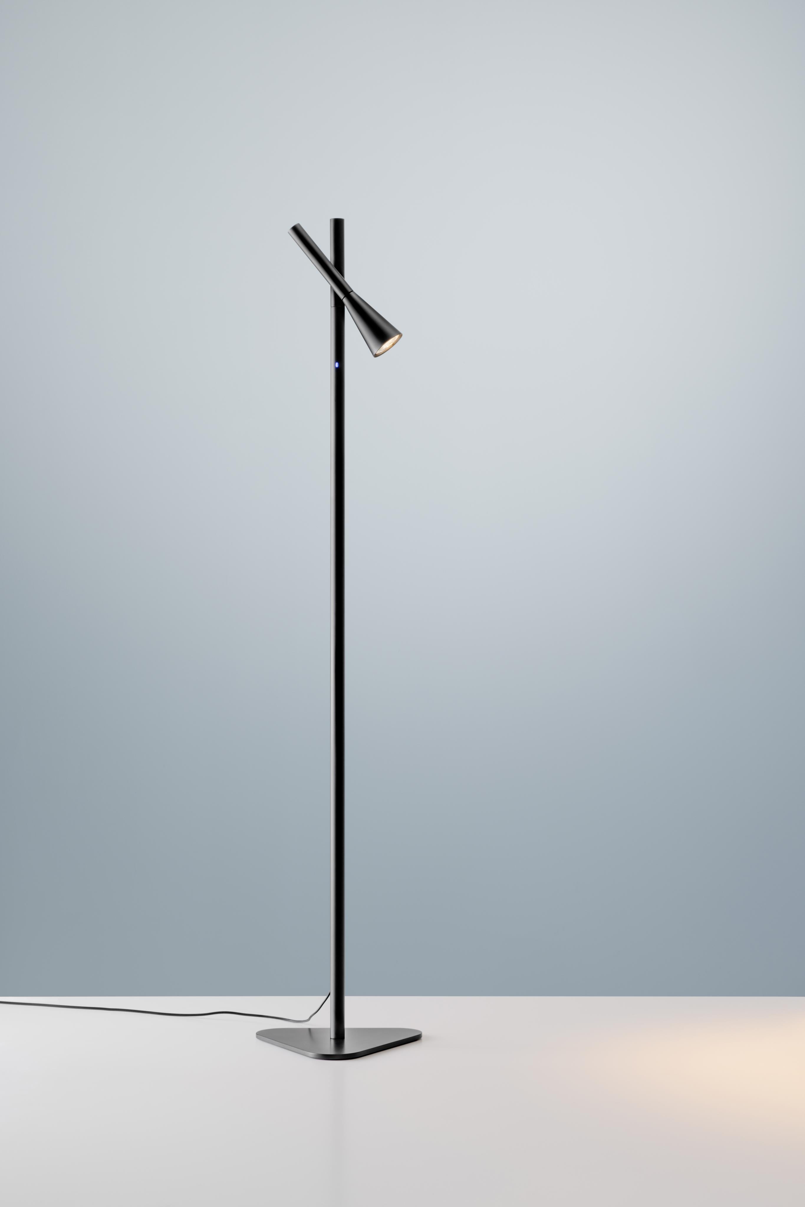 Lampa podłogowa COLIBRÌ czarny