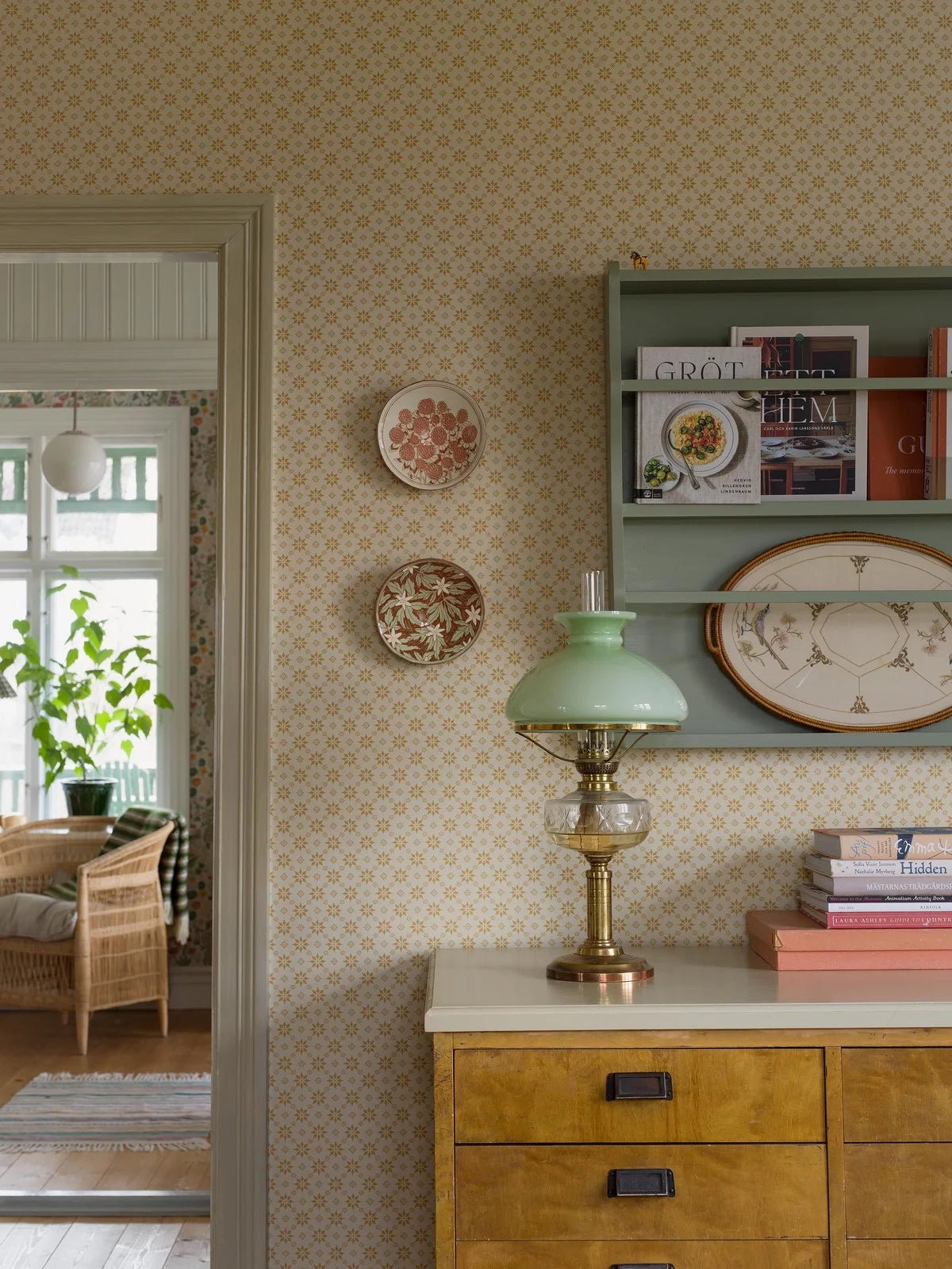 Tapeta flizelinowa papierowa z geometrycznym wzorem STELLA jasnobeżowy z żółtym