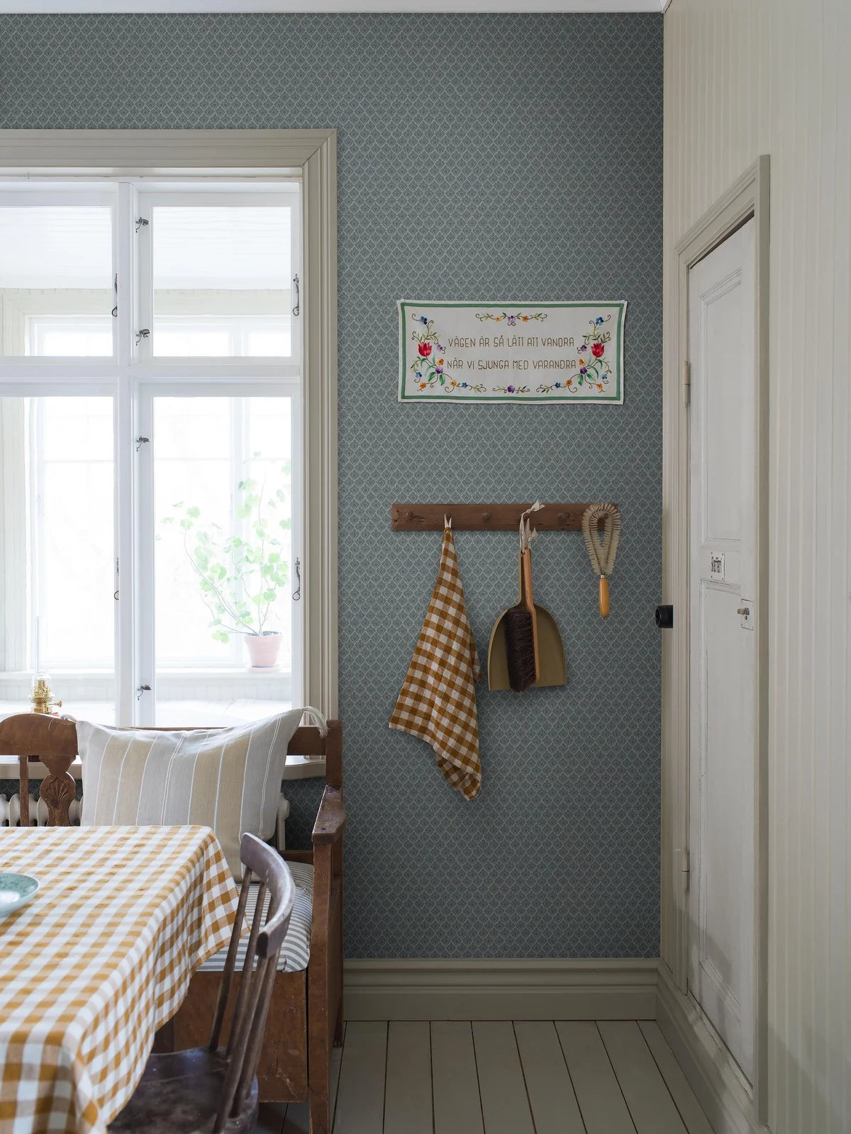 Vlies-Tapete mit geometrischem Muster SVEA blau