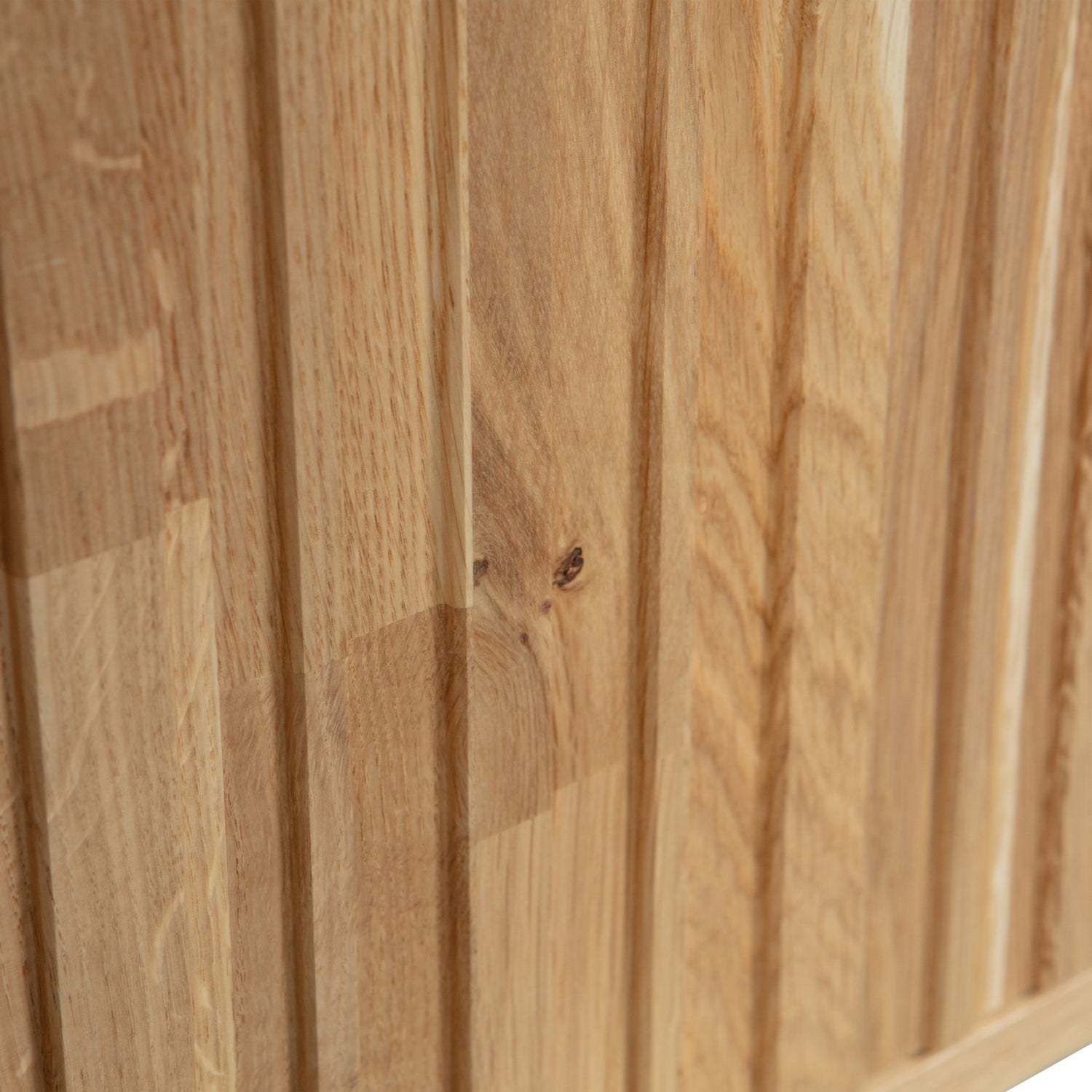 NEW GRAVURE TV Cabinet oak veneer