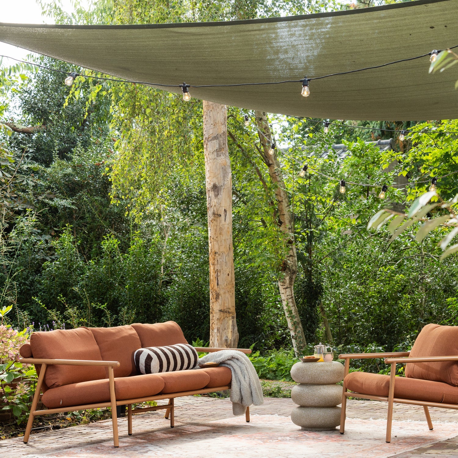 Symmetrische Gartenliege CAVERO ziegelrot