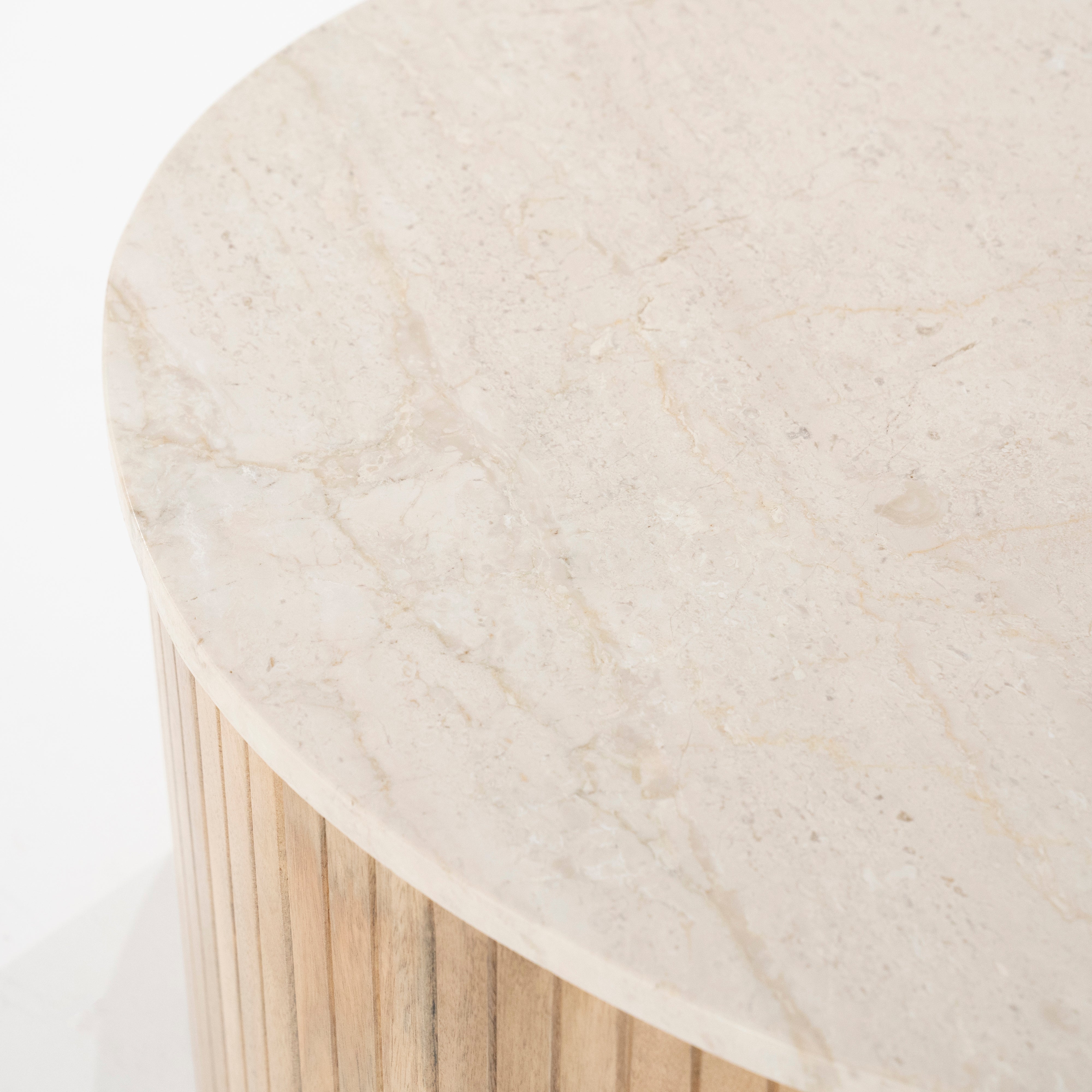 KIRA coffee table made of mango wood with a marble top