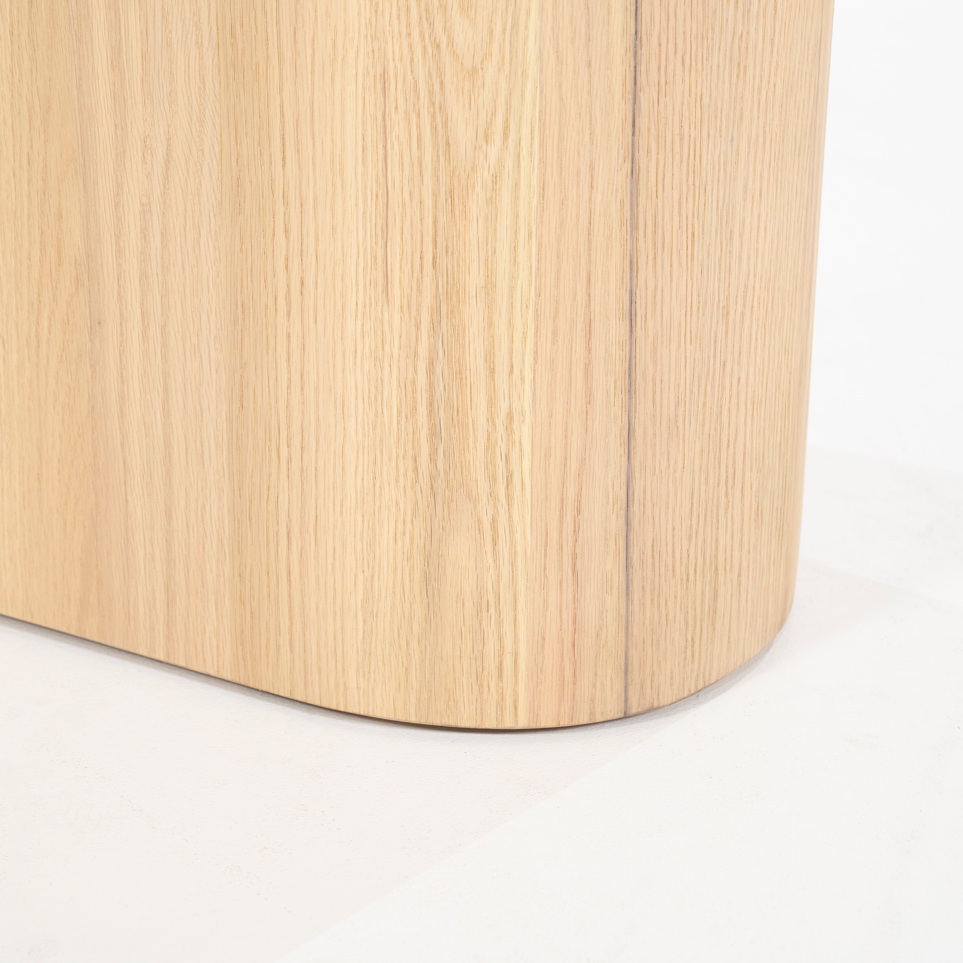 LEON Console Oak Wood