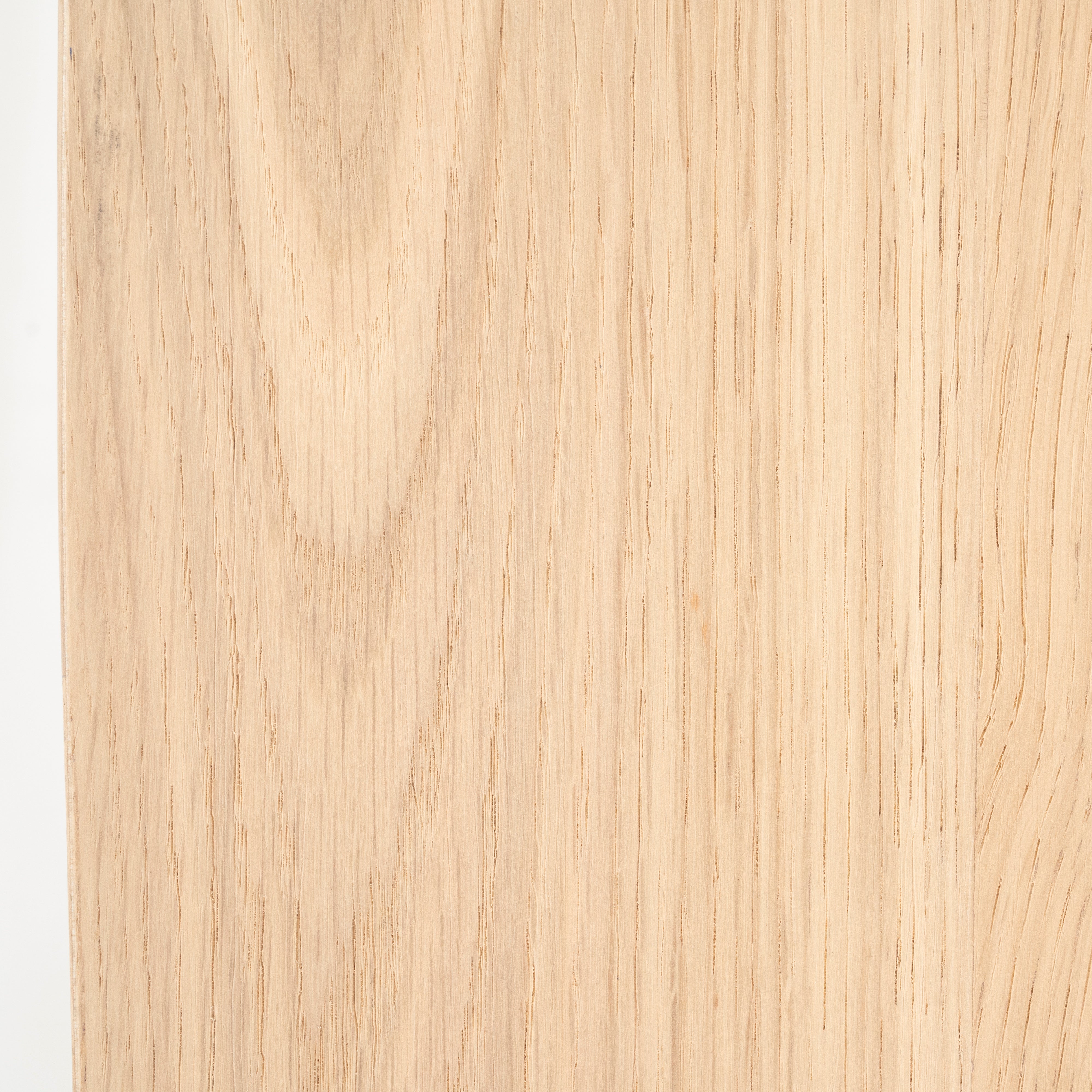 Ovaler Tisch ELIJAH aus Eichenholz