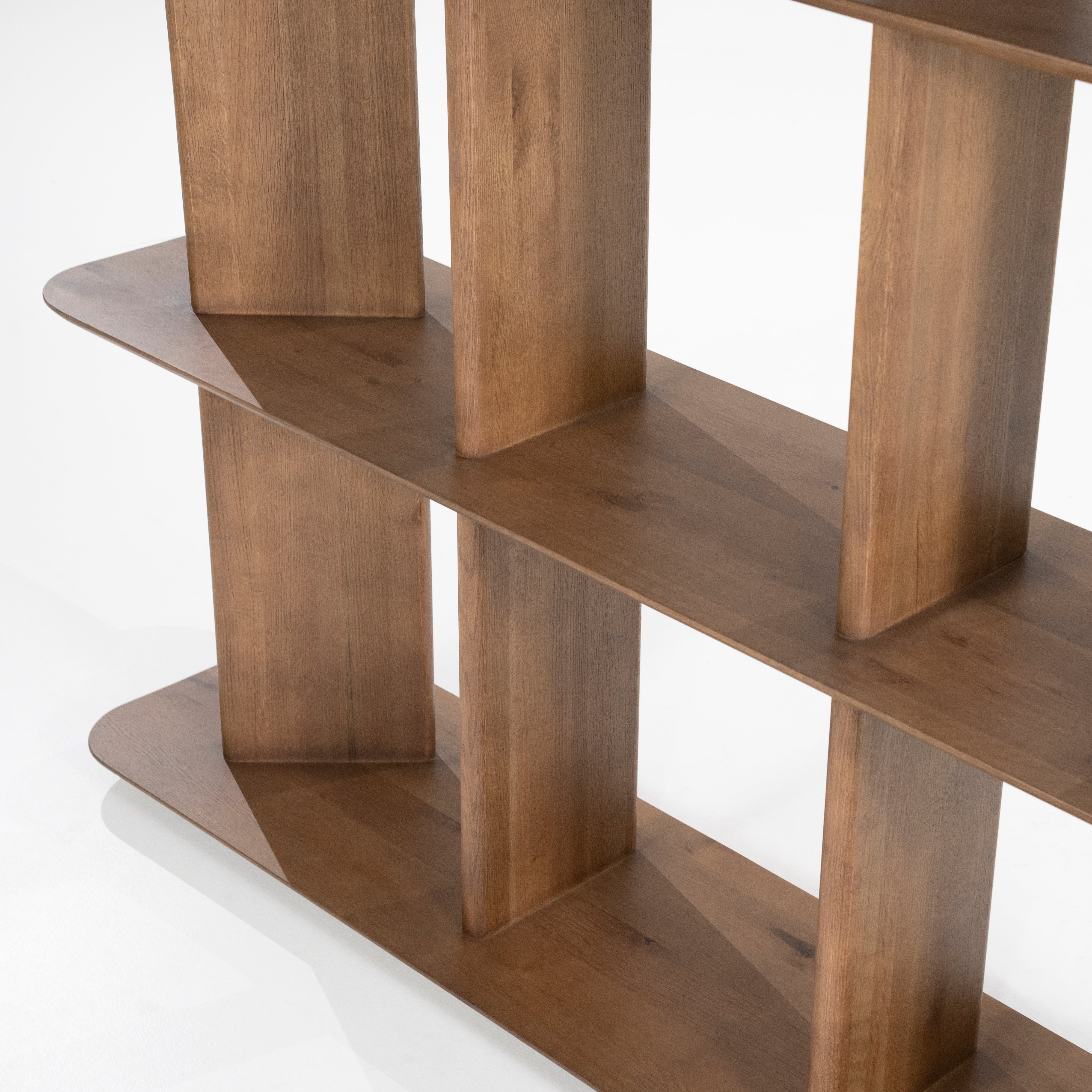 TY Shelf dark oak wood