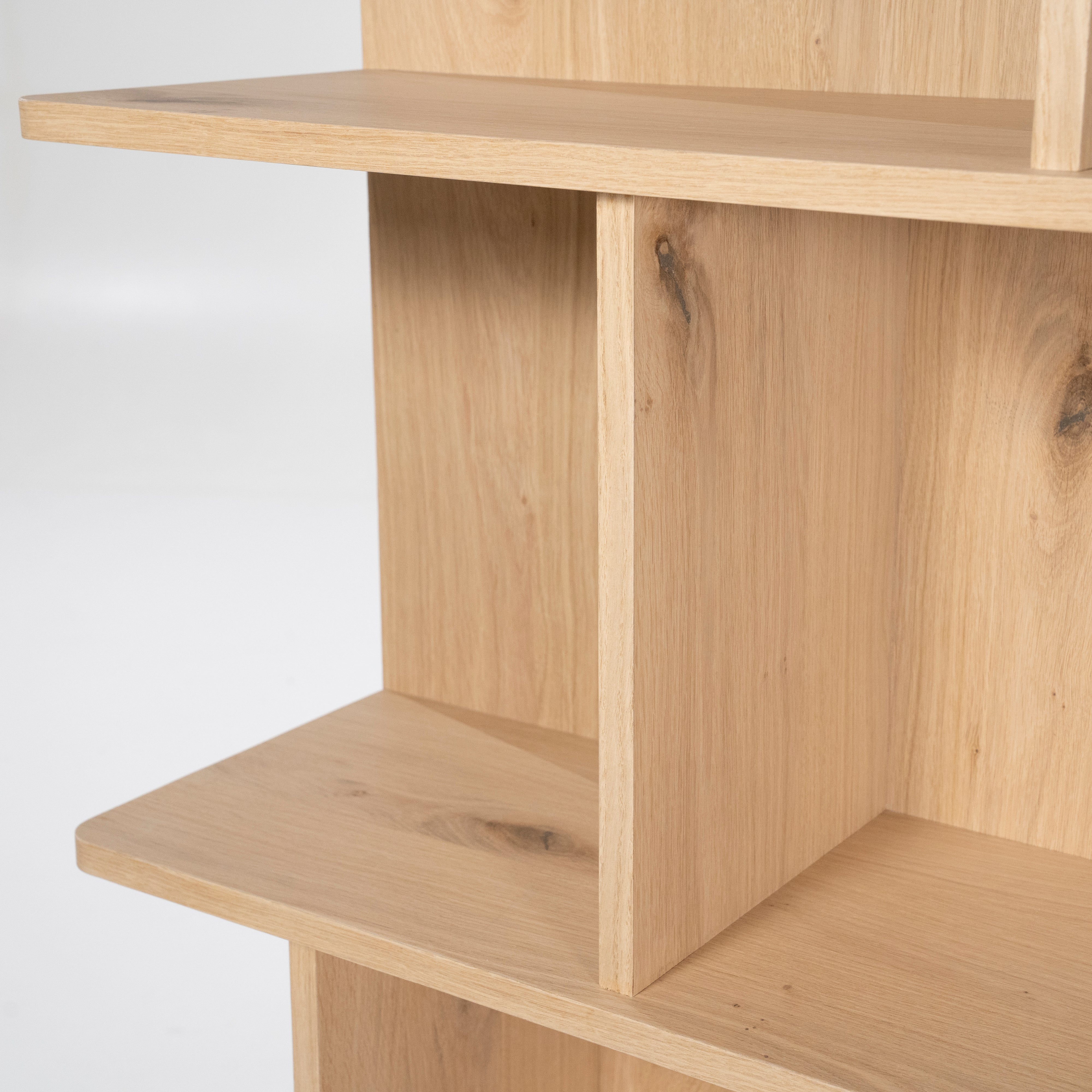 RENEE oak veneer shelf