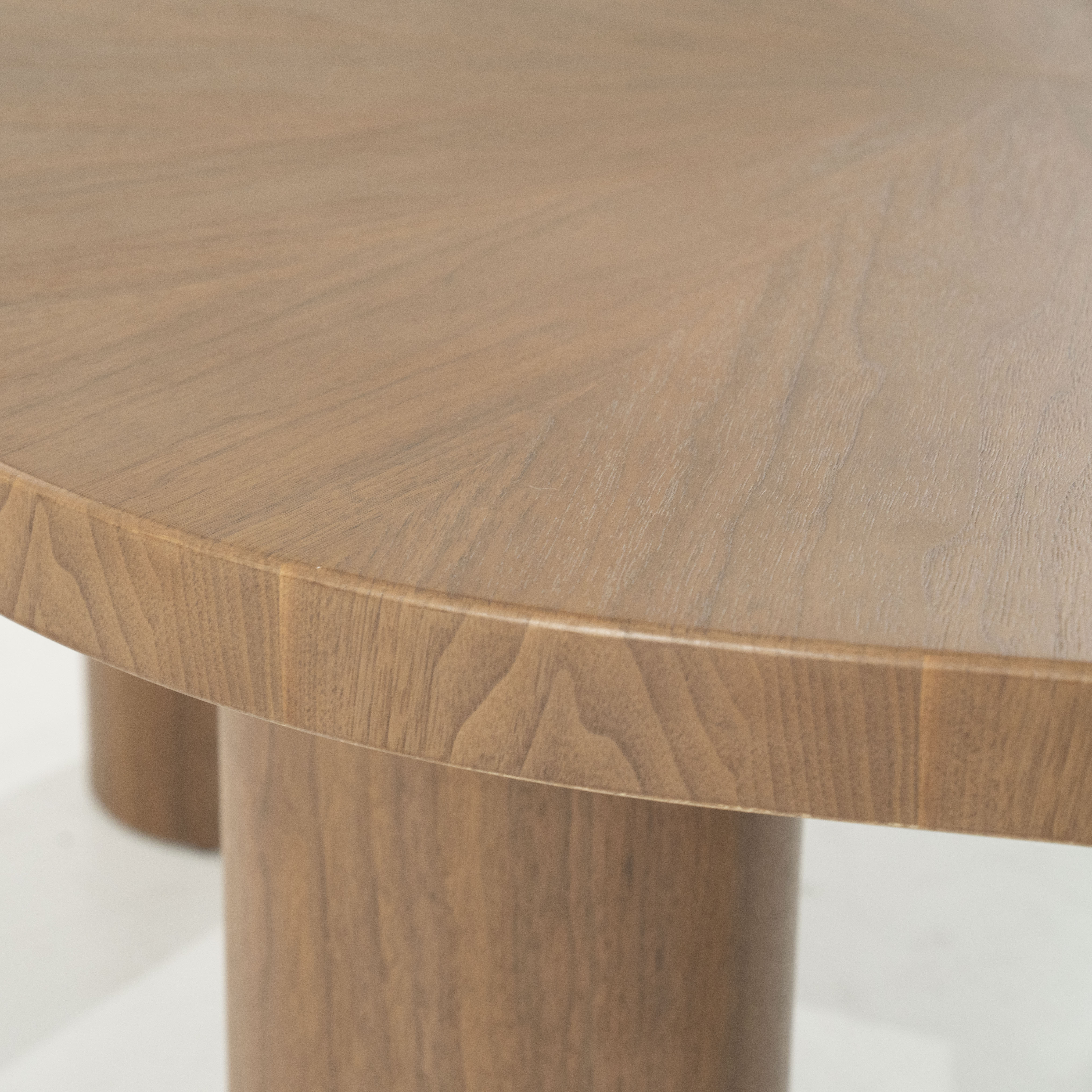 BOBBIE Table Walnut Veneer