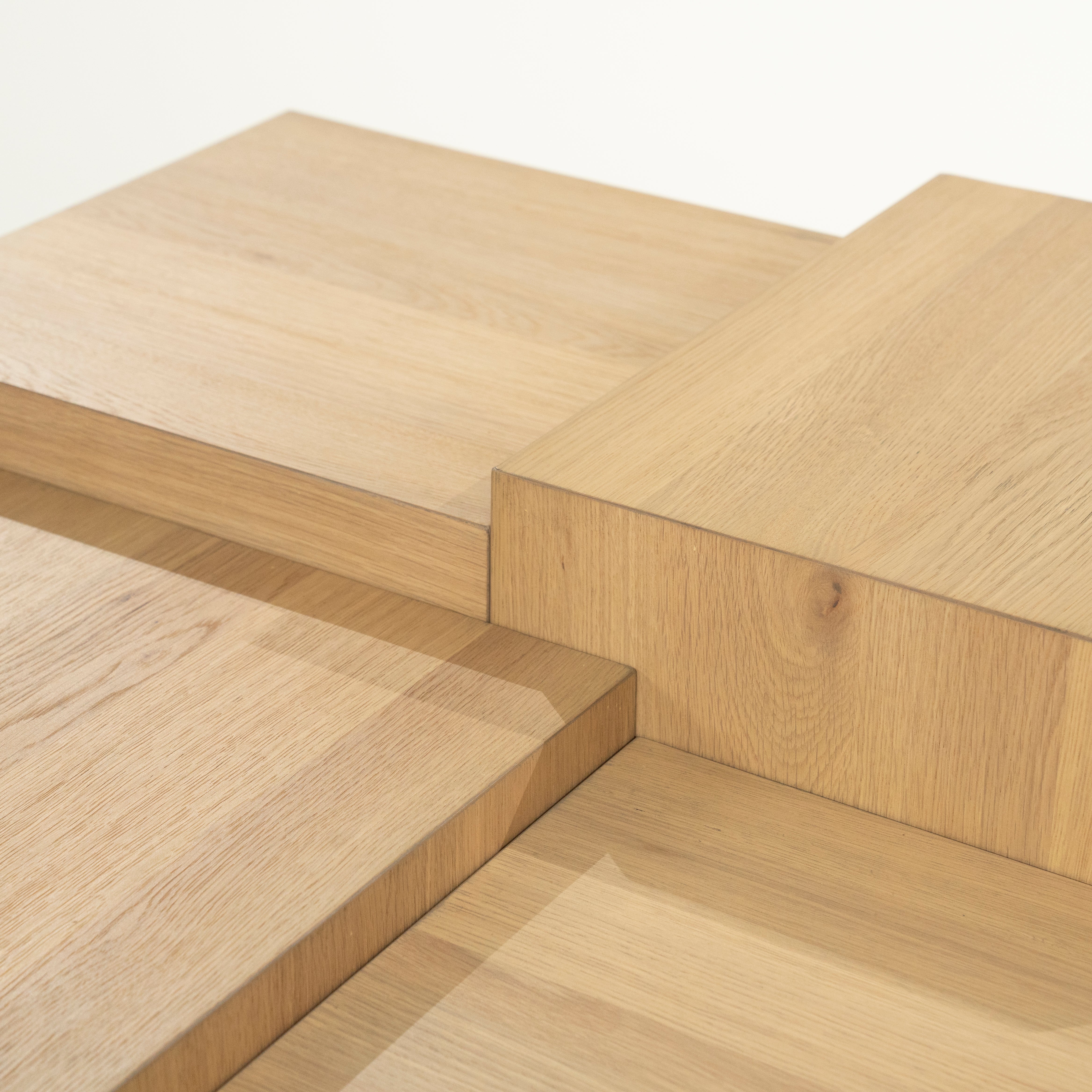 QUINTEN Oak Veneer Coffee Table