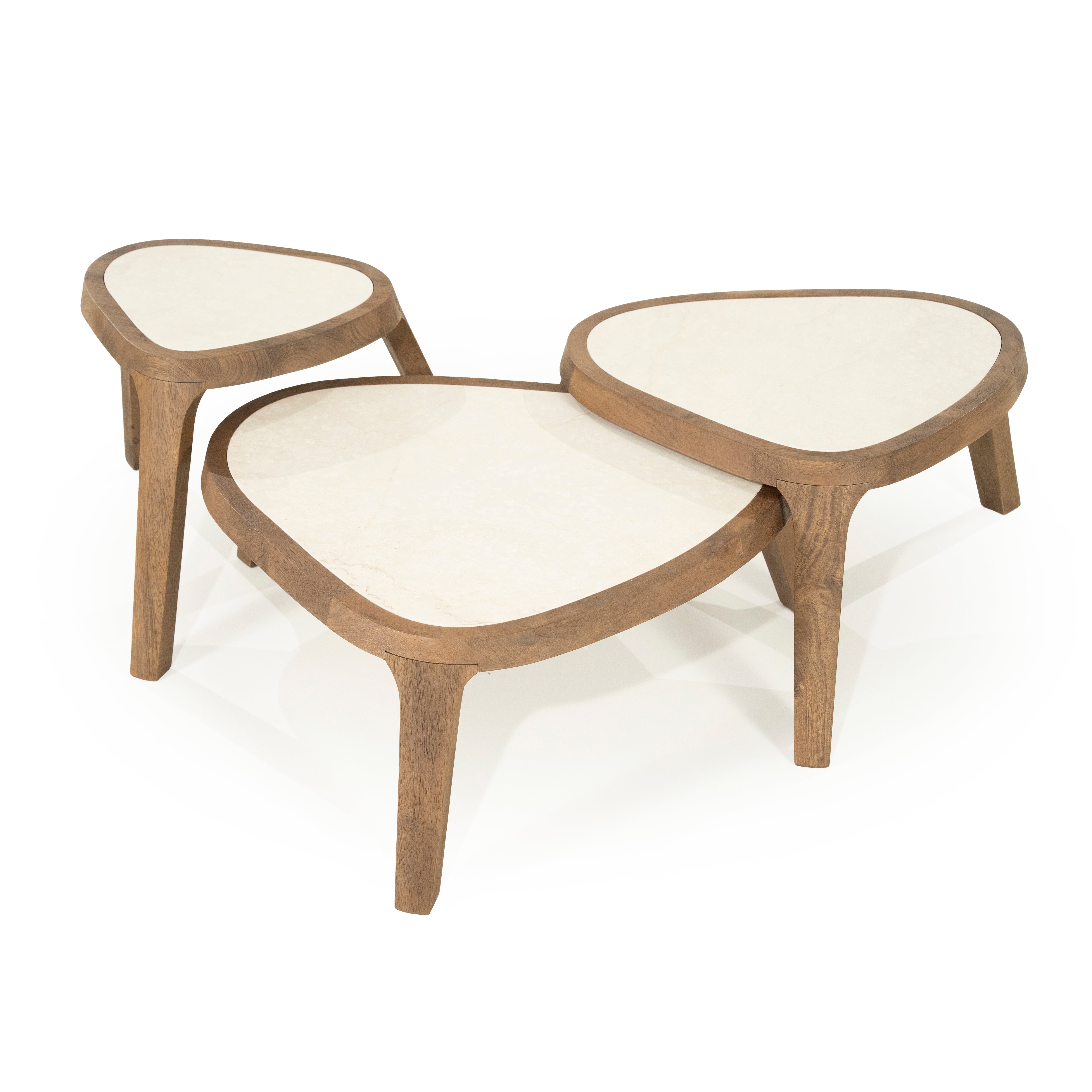 Stolik boczny FRED kremowy marmur z drewnianą podstawą