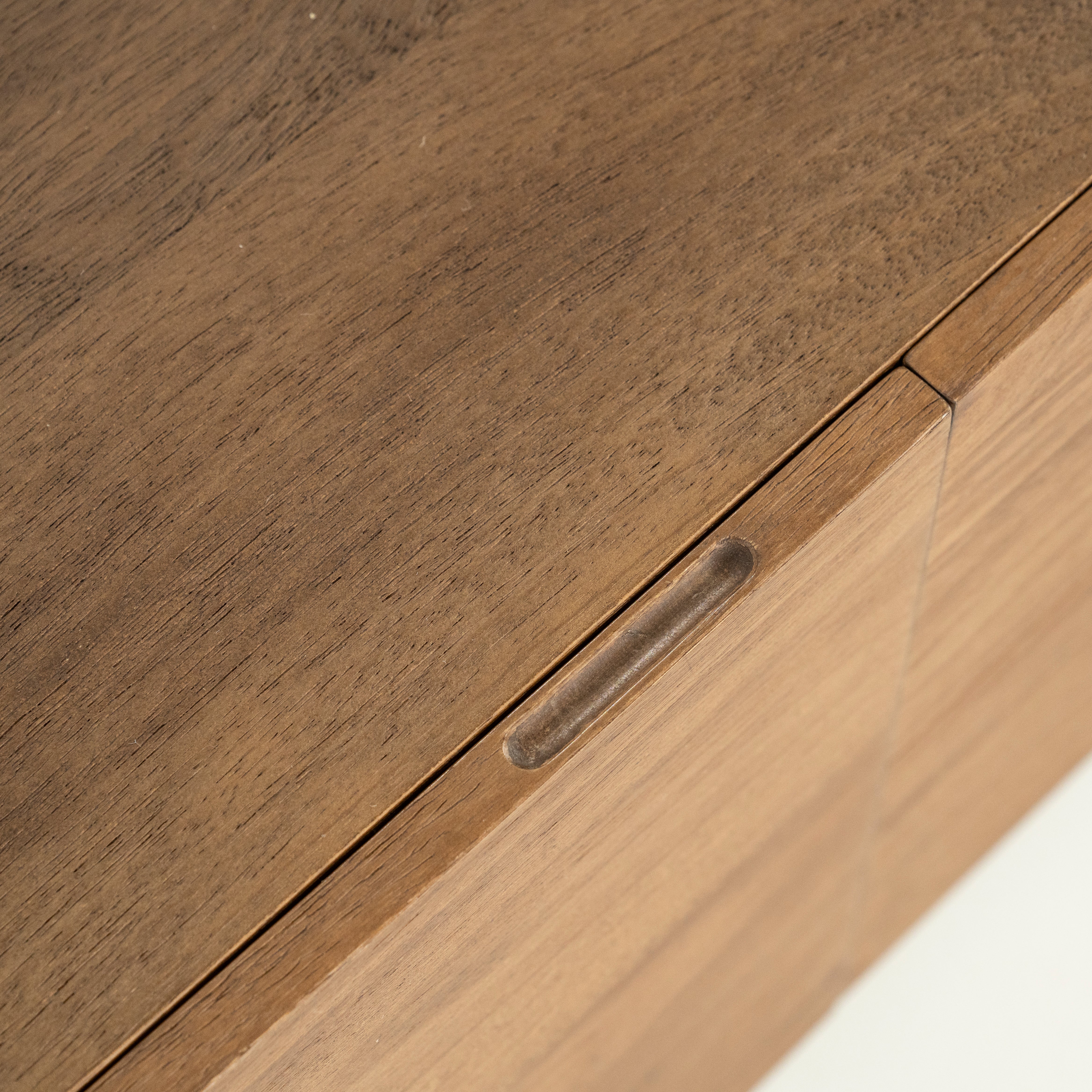 RTV-Schränke KING aus Mangoholz