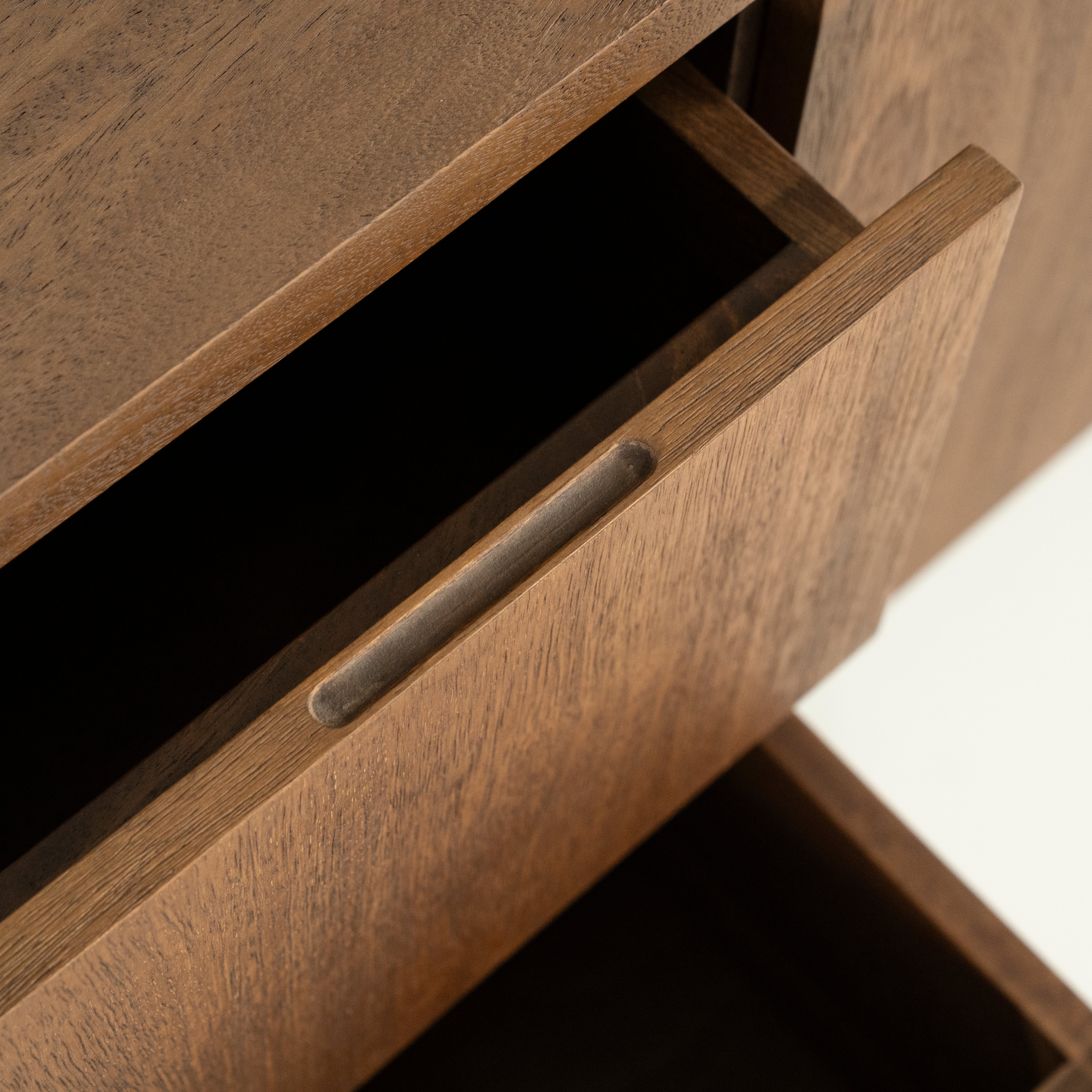 Szafka RTV EDWARD drewno mango