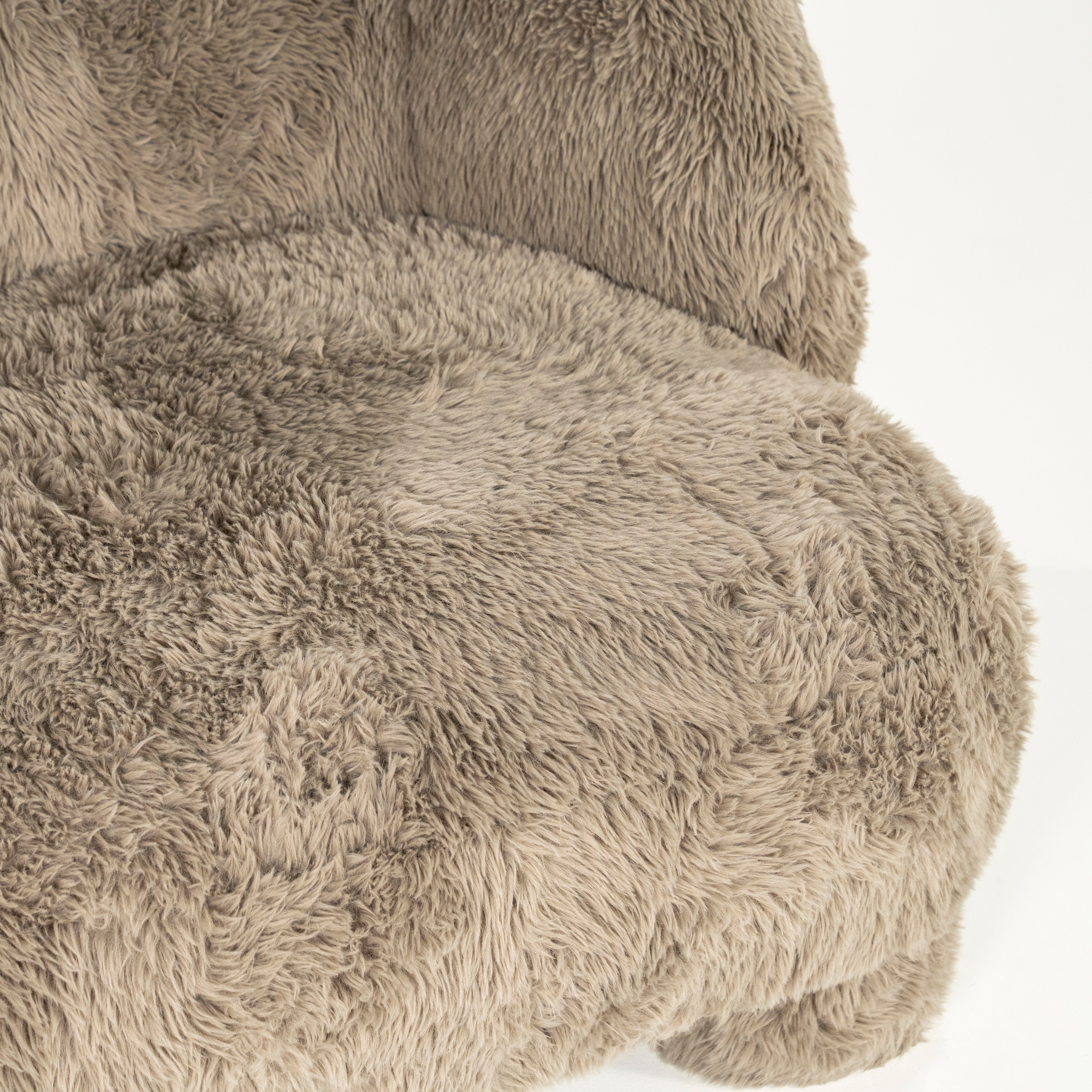 Fotel SAMSON futrzany taupe