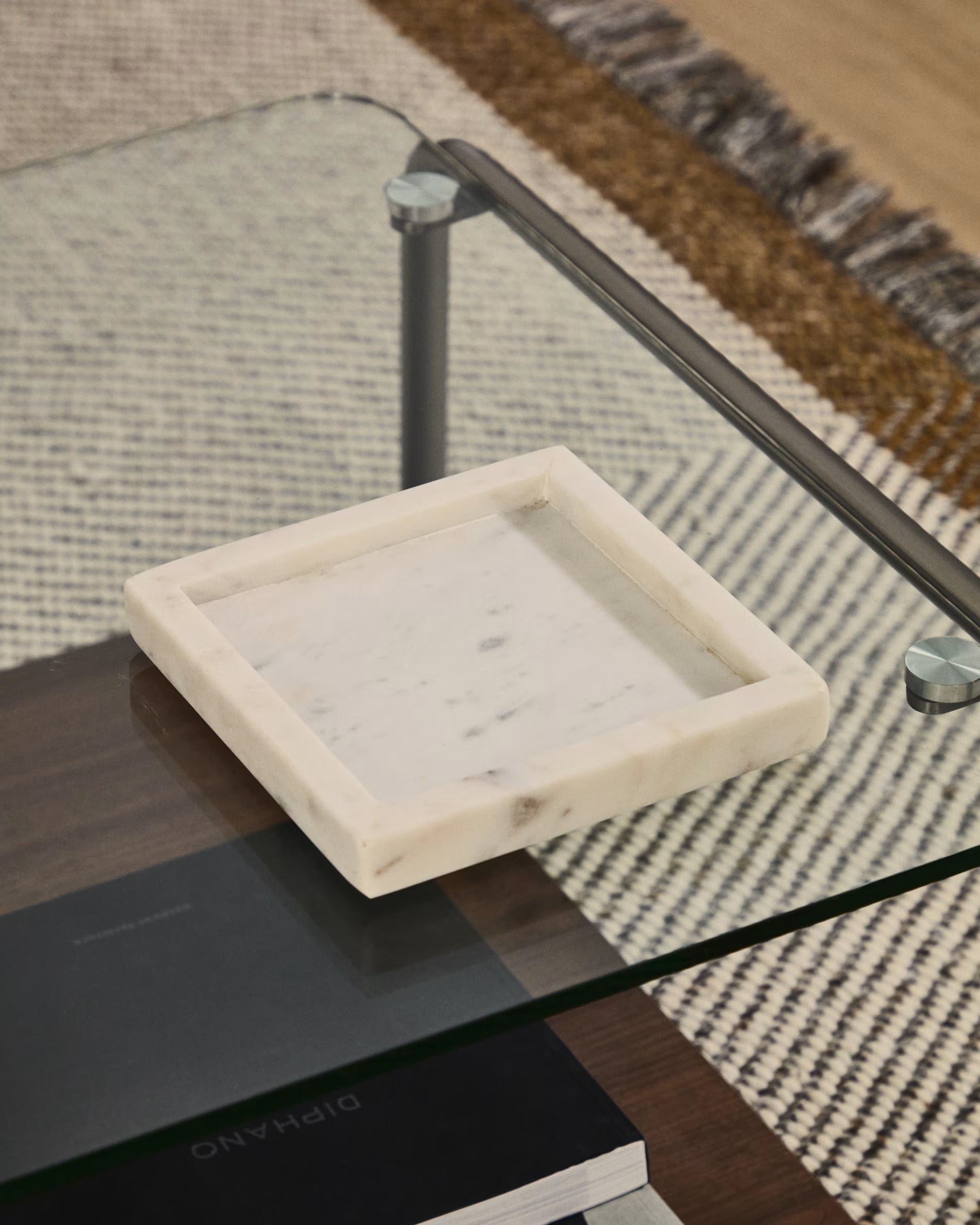 Taca SERELA biały marmur