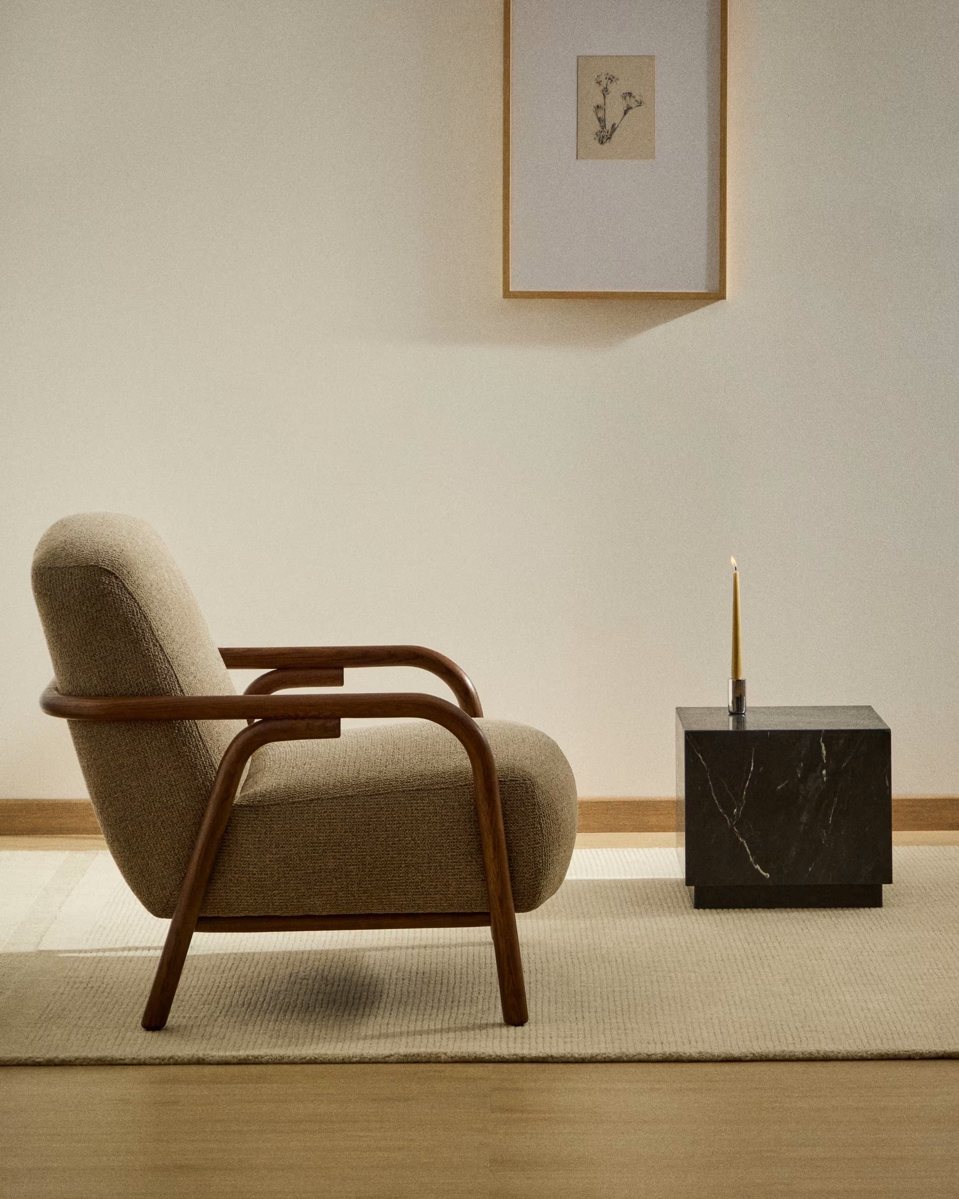 Fotel SYLO taupe z ciemną jesionową podstawą