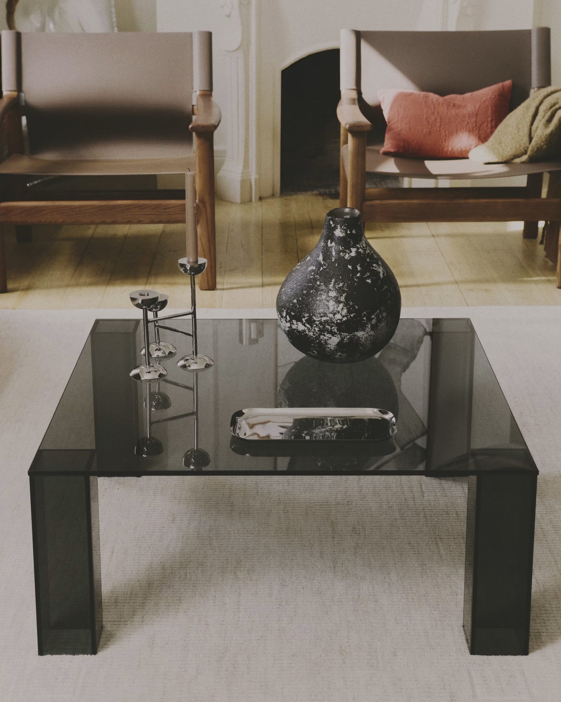 Stolik kawowy kwadratowy ADULARIA ciemnoszare szkło hartowane