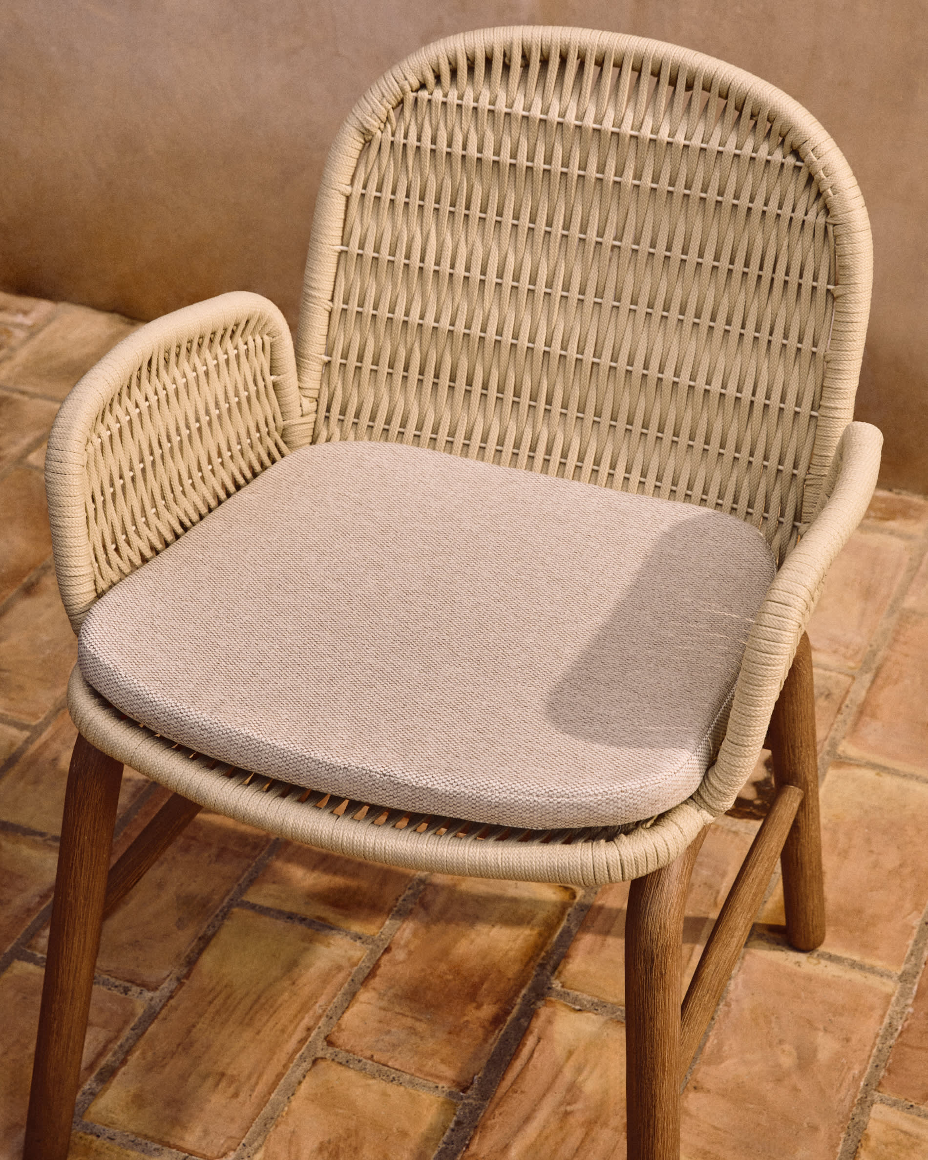 ALIPA Ecru Garden Chair with Armrests