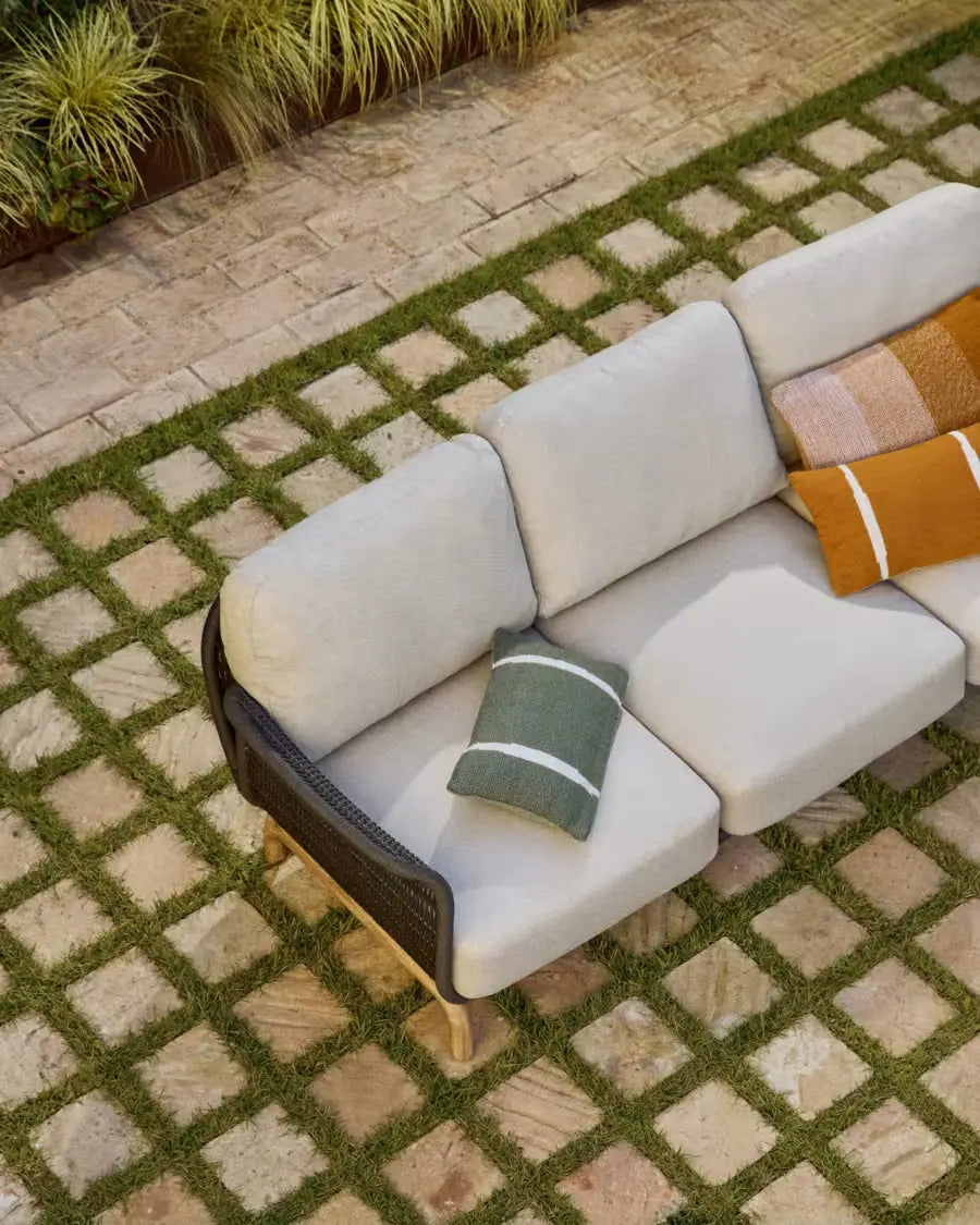 Sofa ogrodowa 3-osobowa ALIPA czarny z beżowym – Kave Home