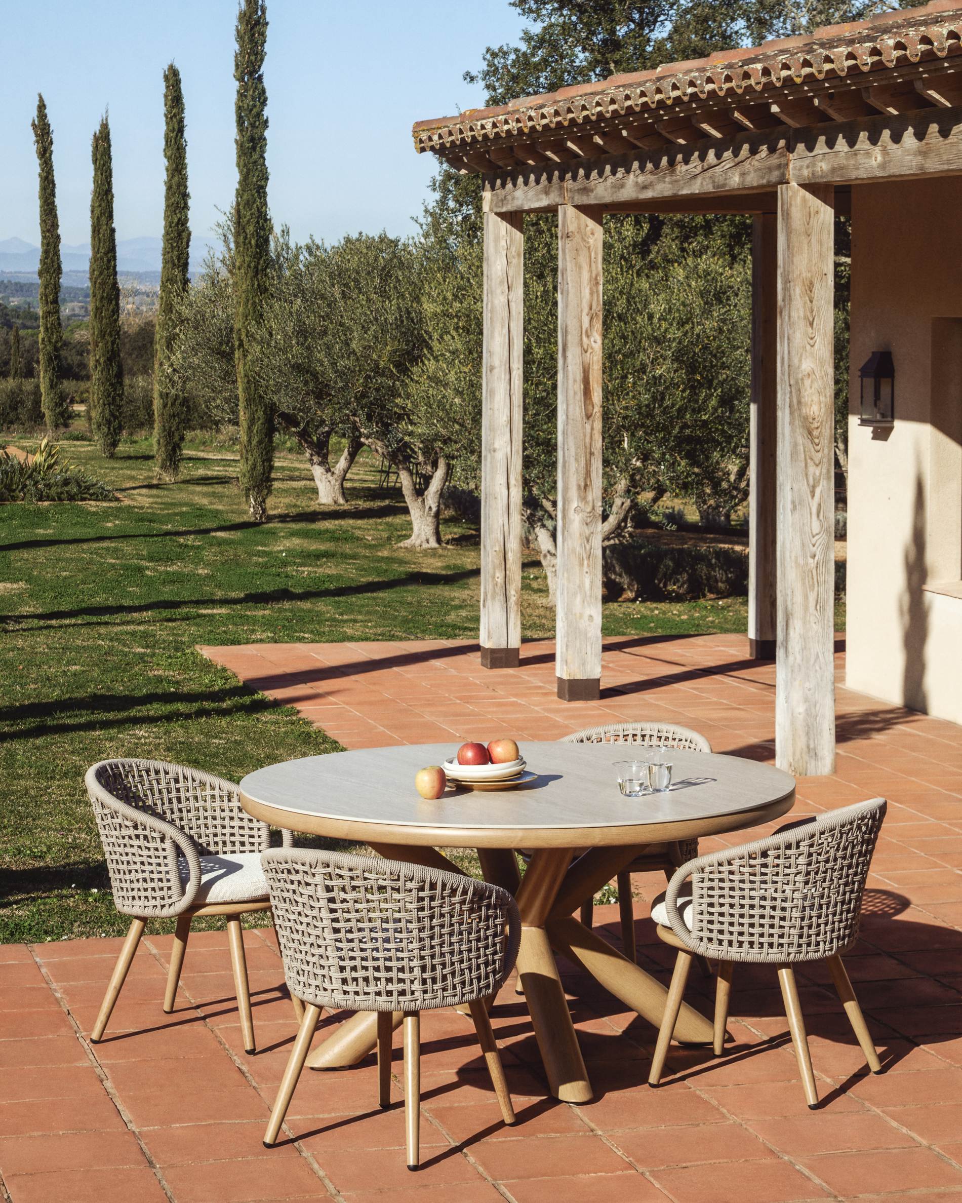 Krzesło ogrodowe LIDARIO taupe