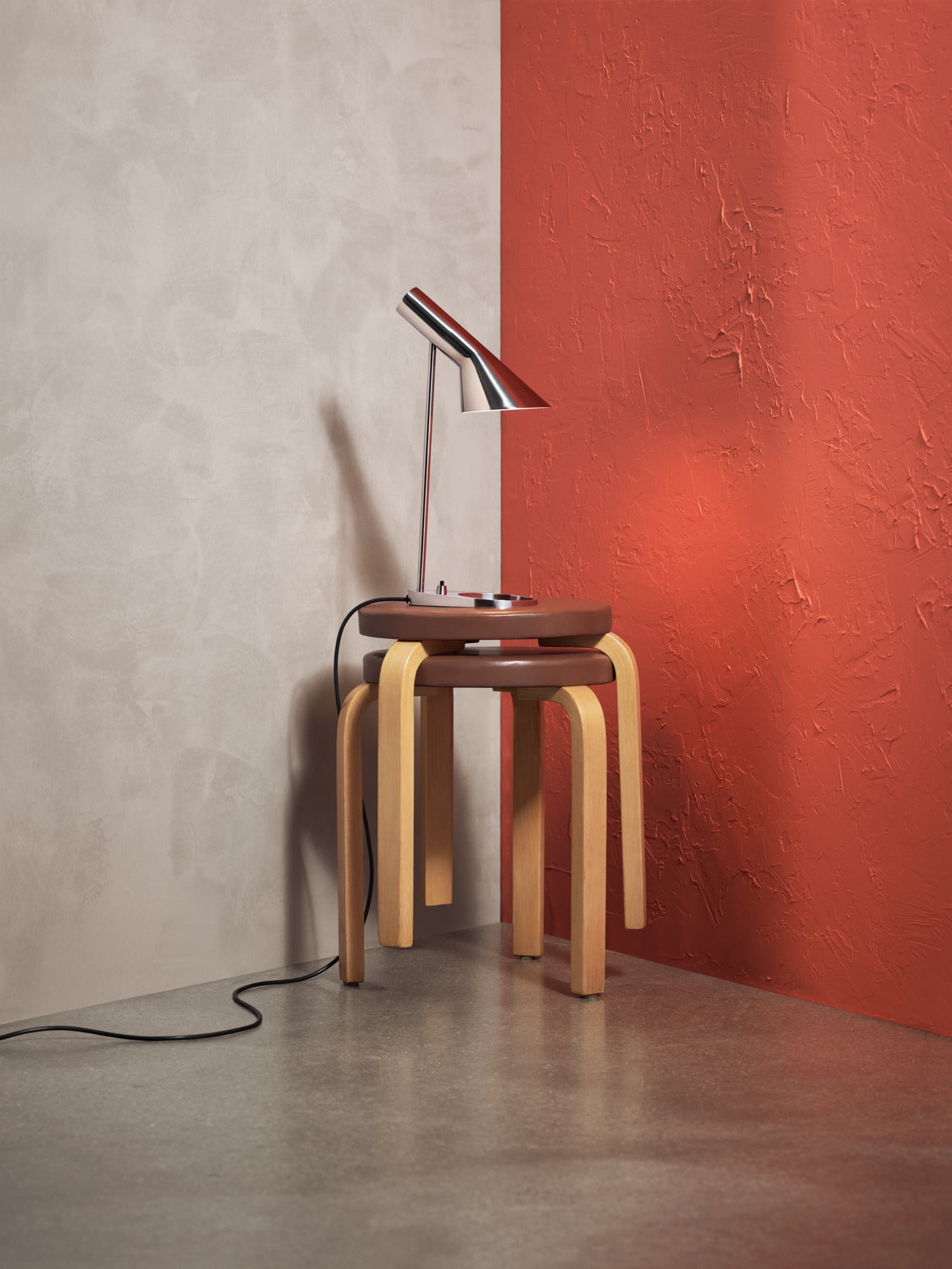 Lampa stołowa AJ polerowana stal nierdzewna