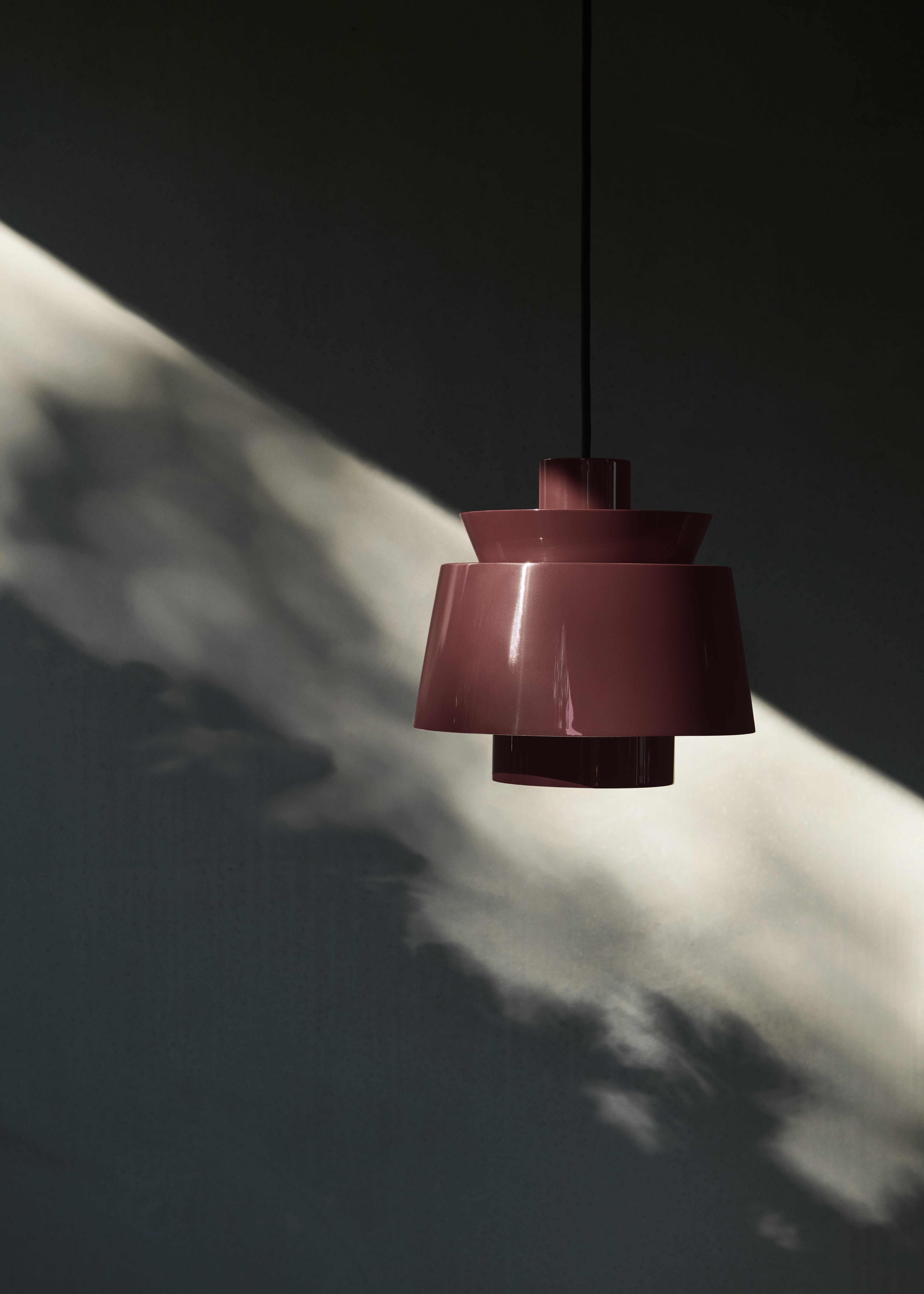 Lampa wisząca UTZON JU1 burgundowy