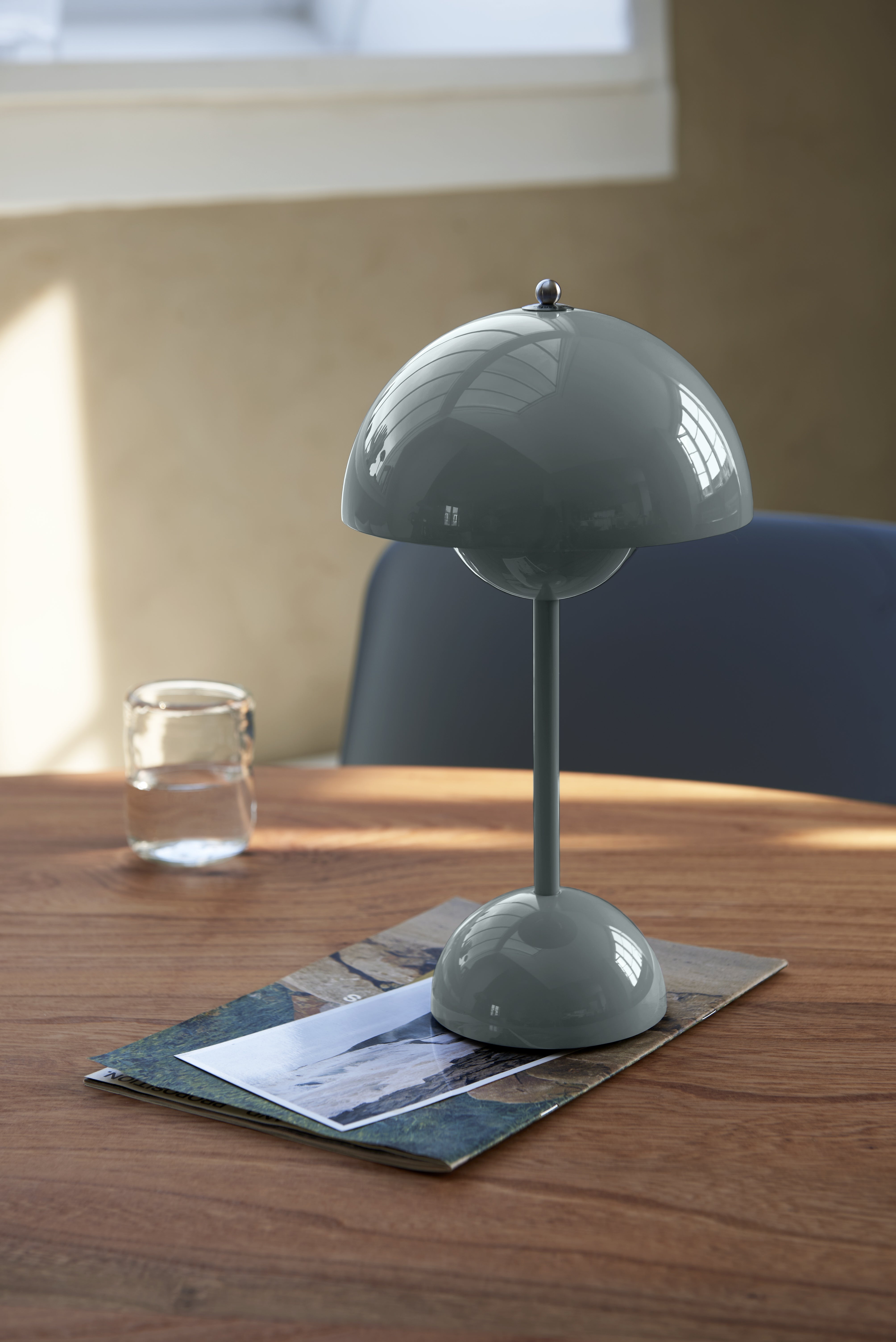 Lampa przenośna FLOWERPOT VP9 szaroniebieski