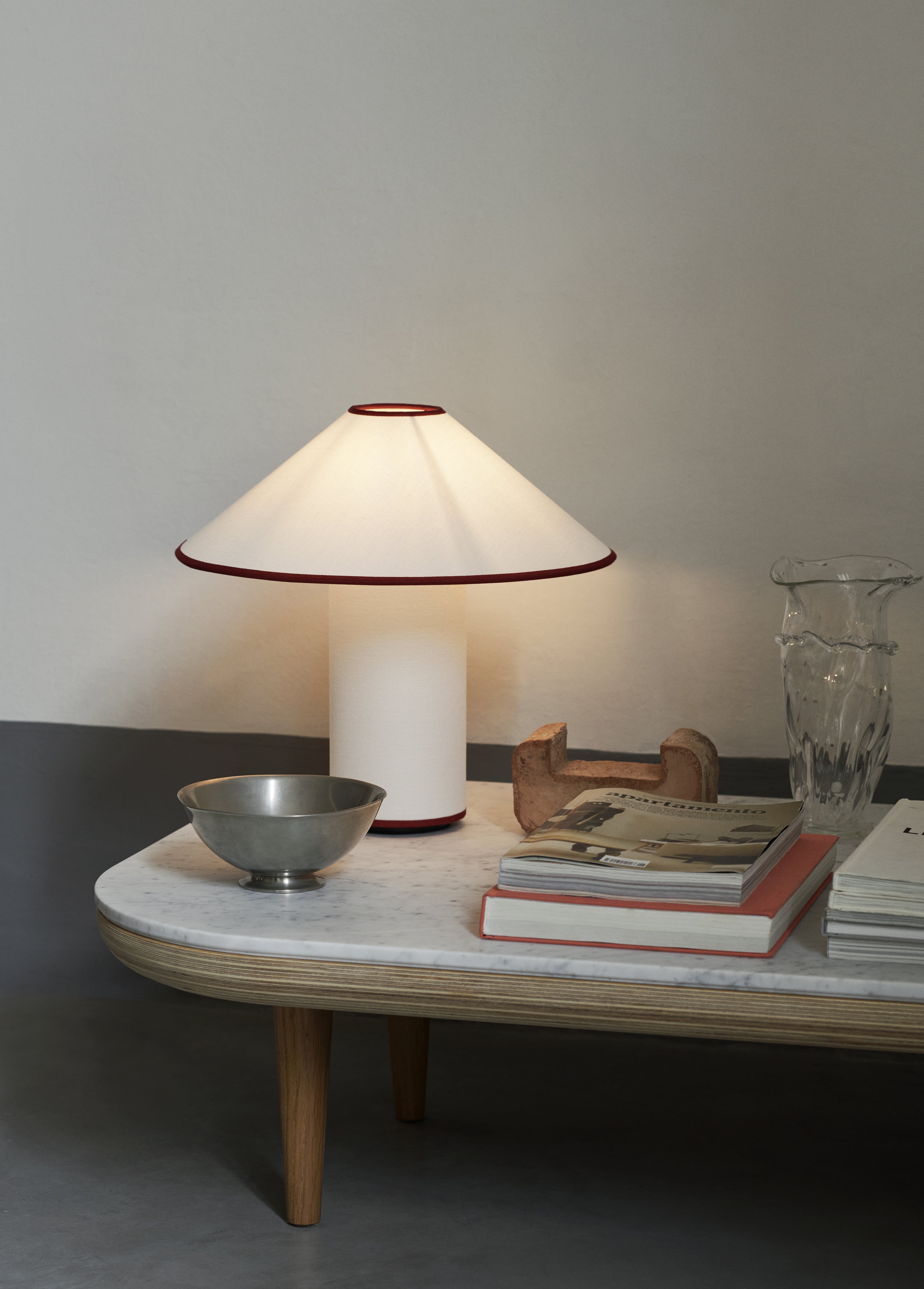 Lampa stołowa COLETTE ATD6 biały z czerwonym wykończeniem