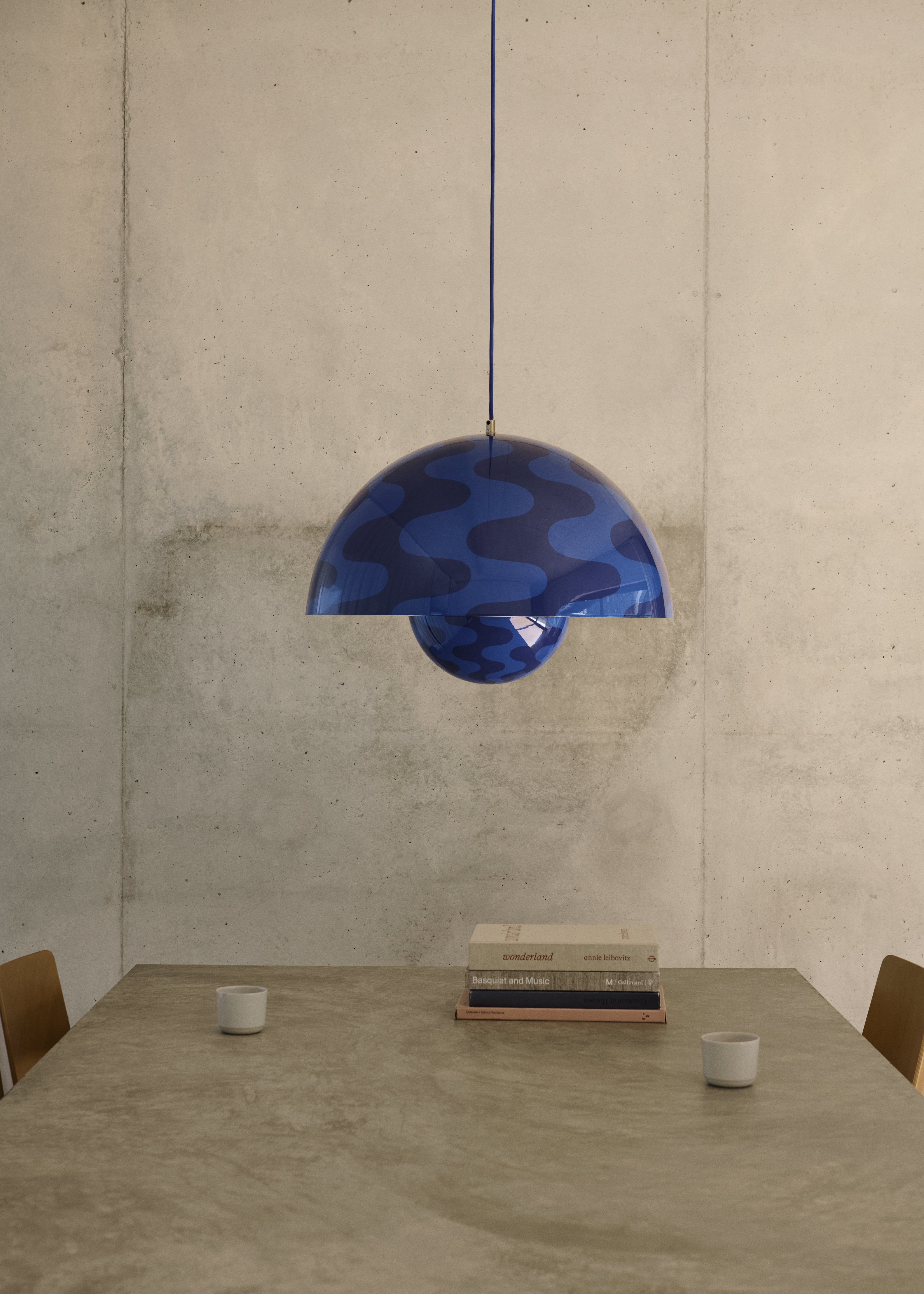 Lampa wisząca FLOWERPOT niebiesko-granatowy wzór