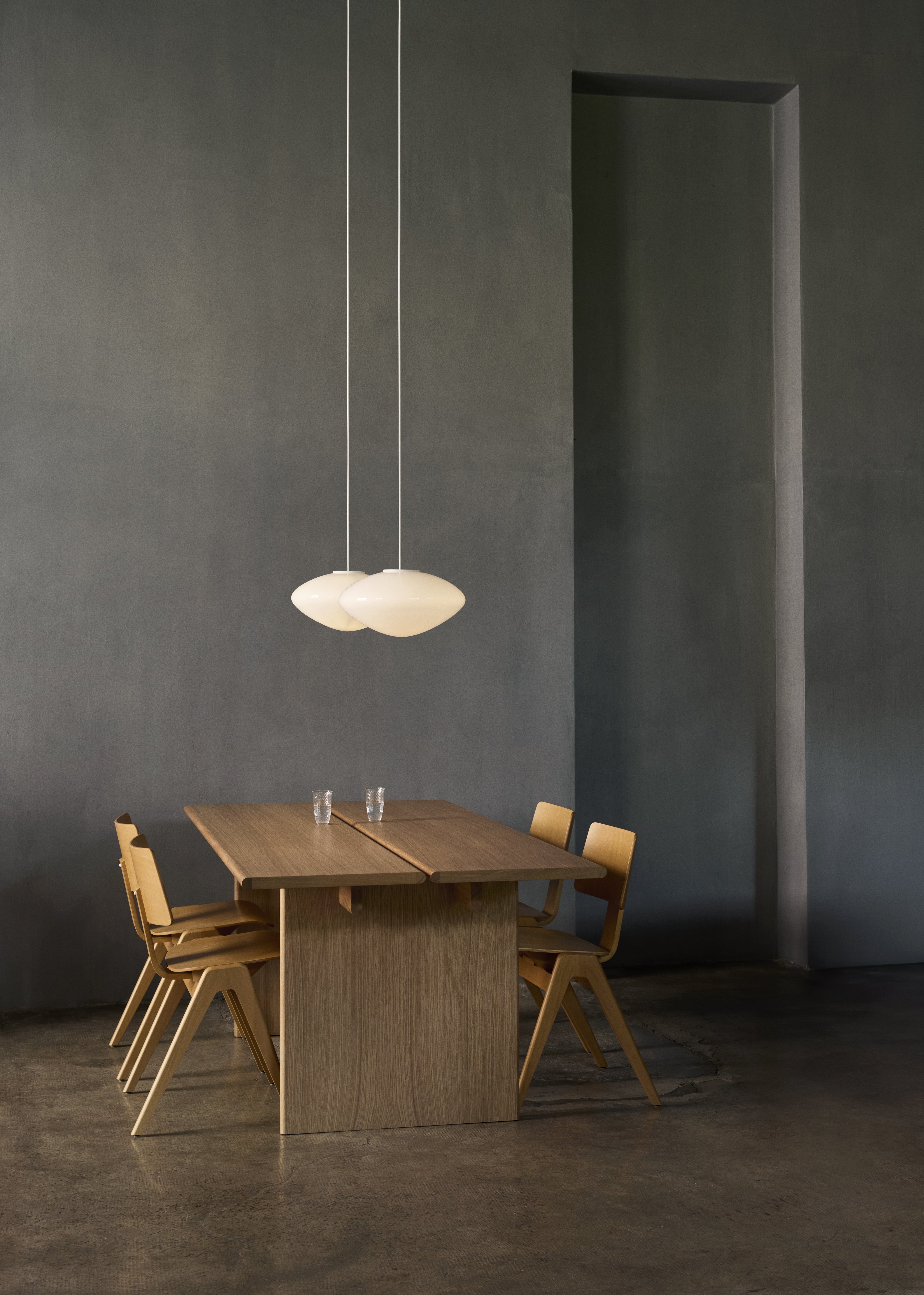 Lampa wisząca MIST opalowy klosz