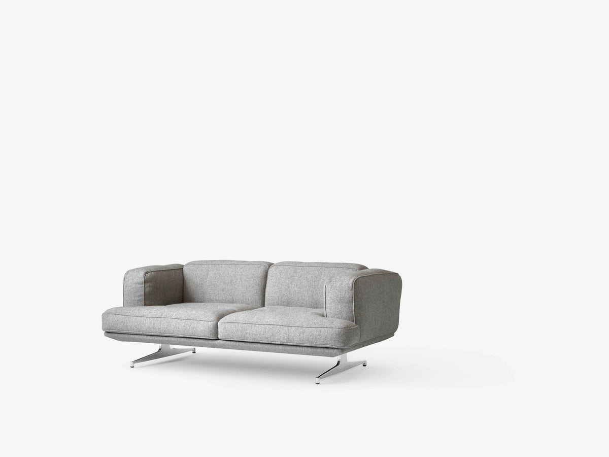 Sofa 2-osobowa INLAND AV22 tapicerowana z aluminiową podstawą