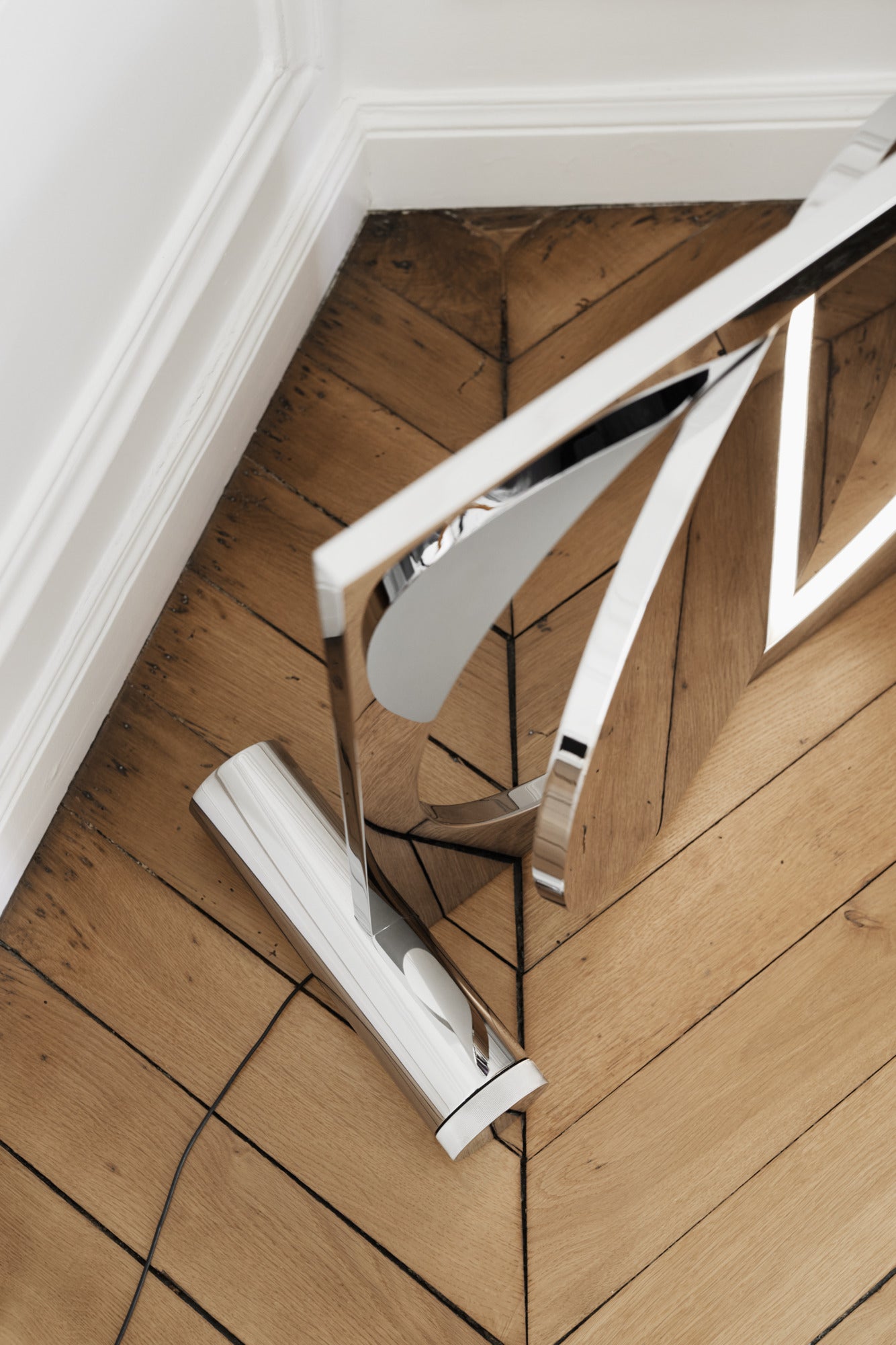 MOONSETTER chrome floor lamp