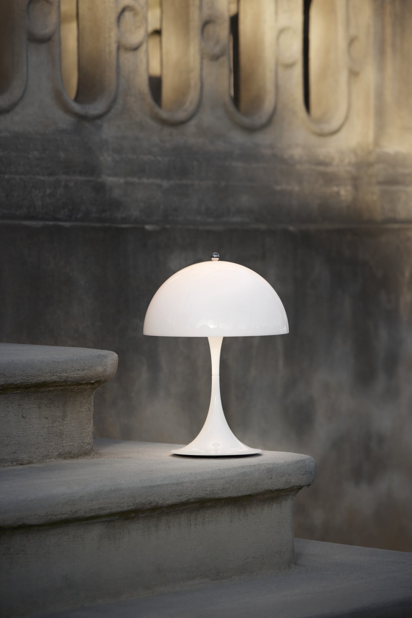 Tragbare Lampe PANTHELLA 250 weiß