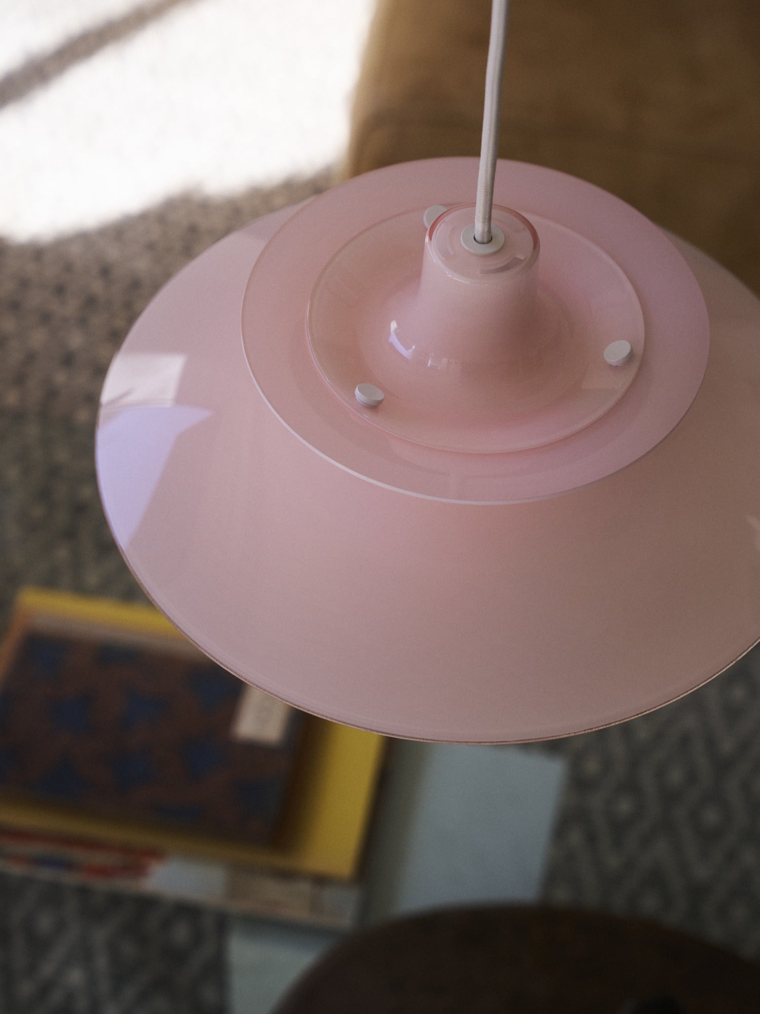 Lampa wisząca PH 5 OPAL jasnoróżowy – Louis Poulsen