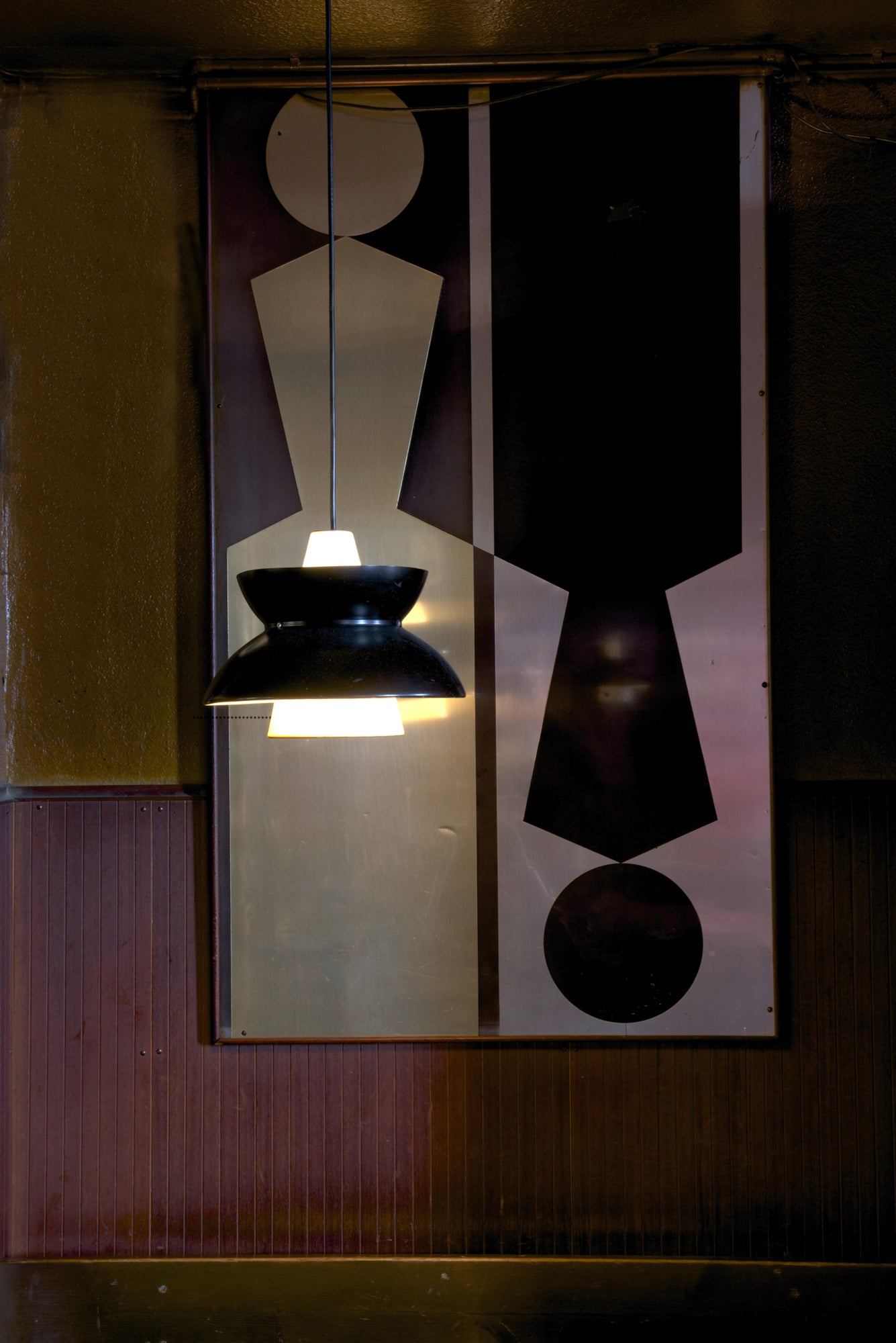 Lampa wisząca DOO-WOP biały z ciemnoszarym wykończeniem