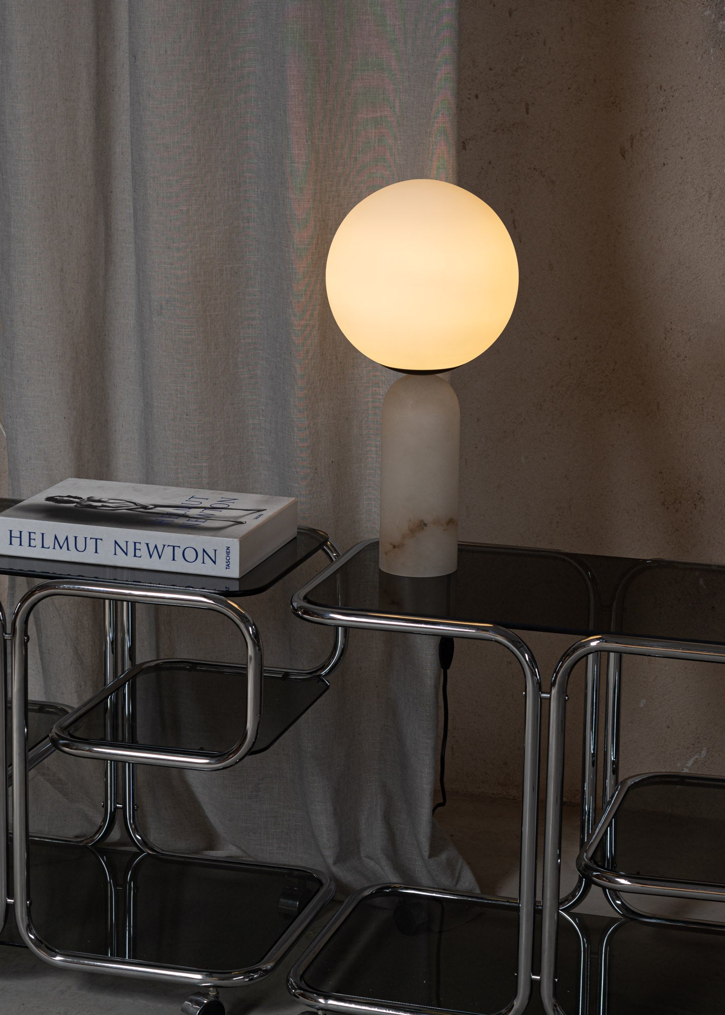 Lampa stołowa ATLAS biały alabaster