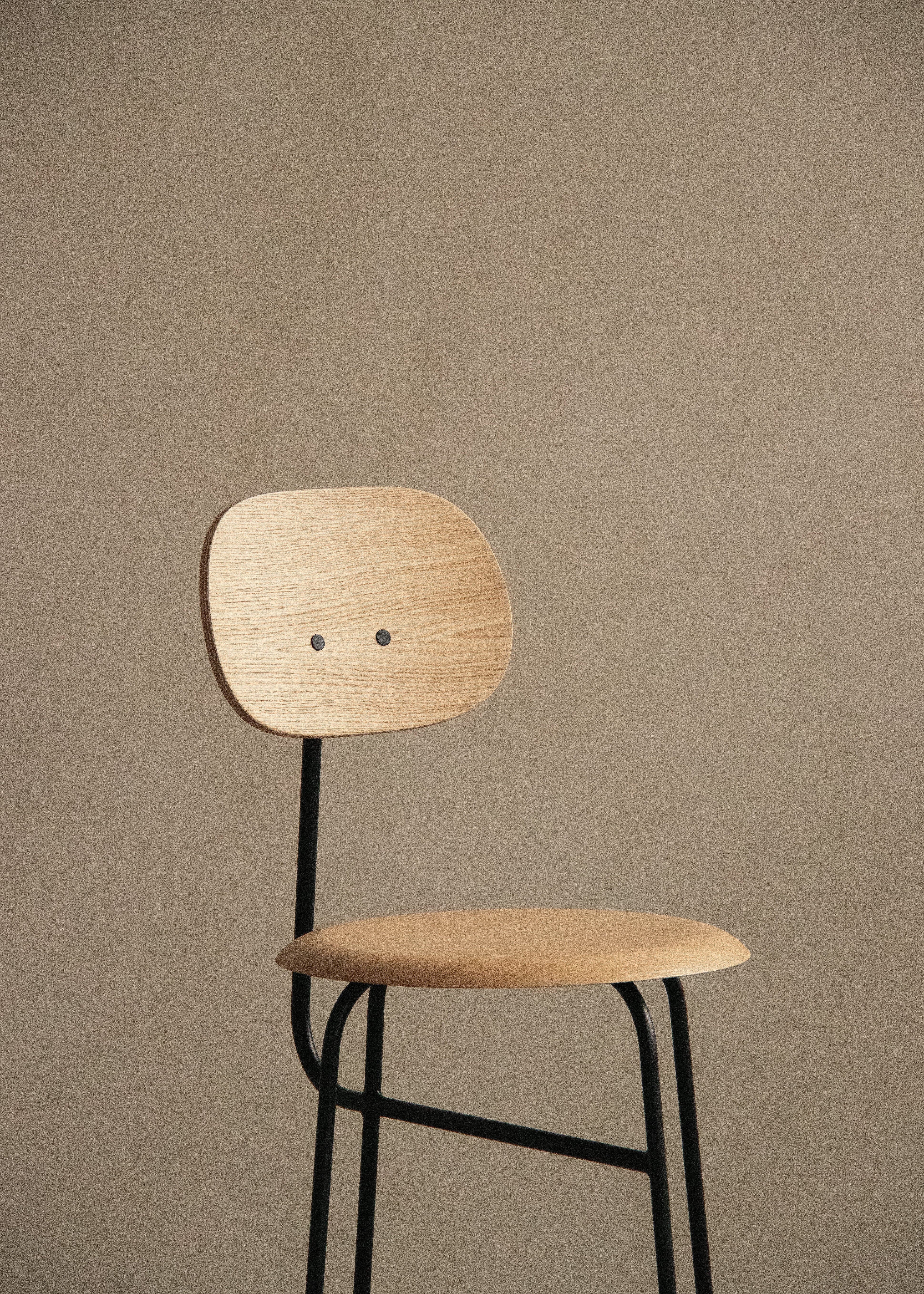 AFTEROOM PLUS stool in oak with a mustard upholstered seat