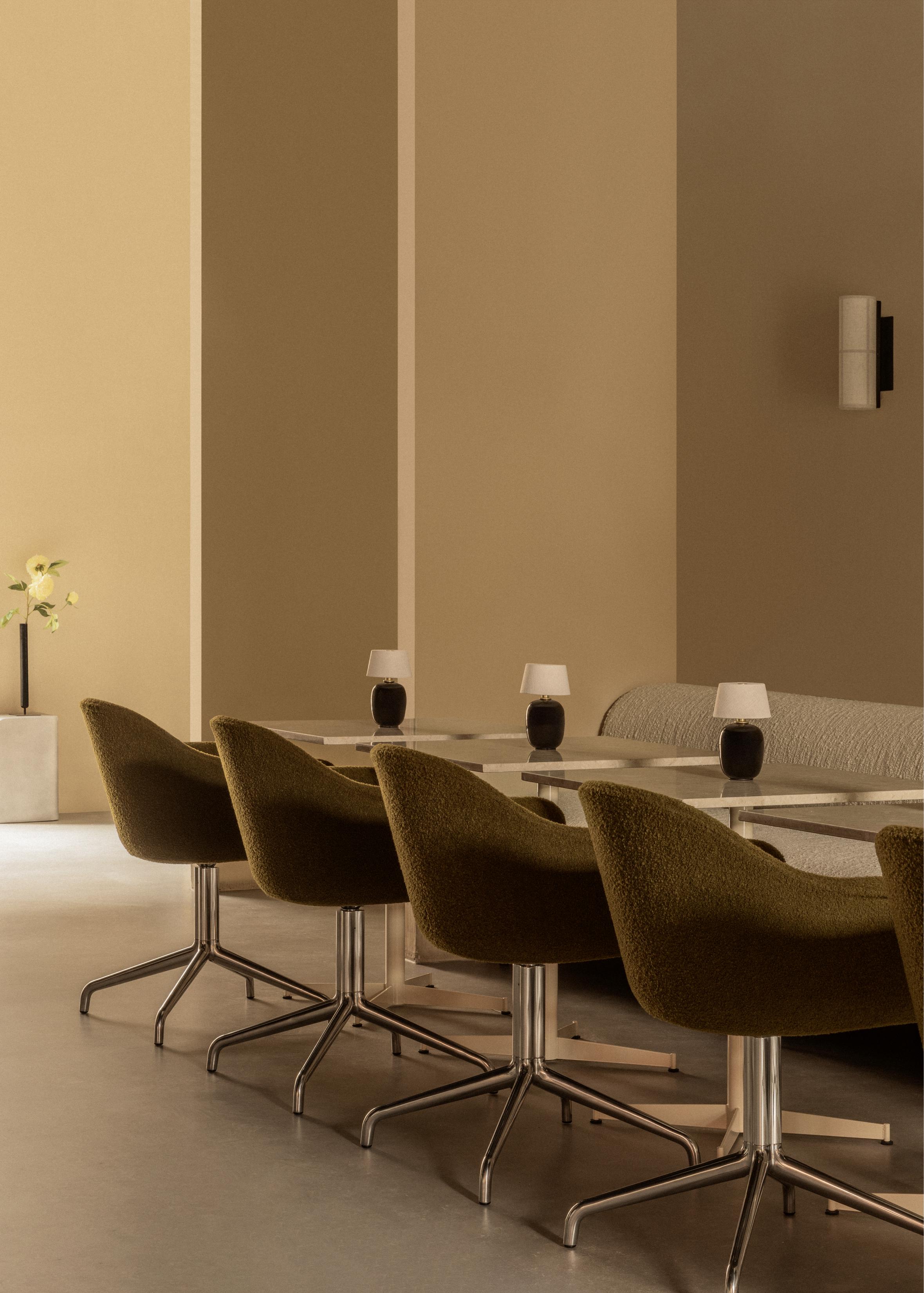 Bürostuhl HARBOUR schwarze Kunstleder mit silbernem Gestell