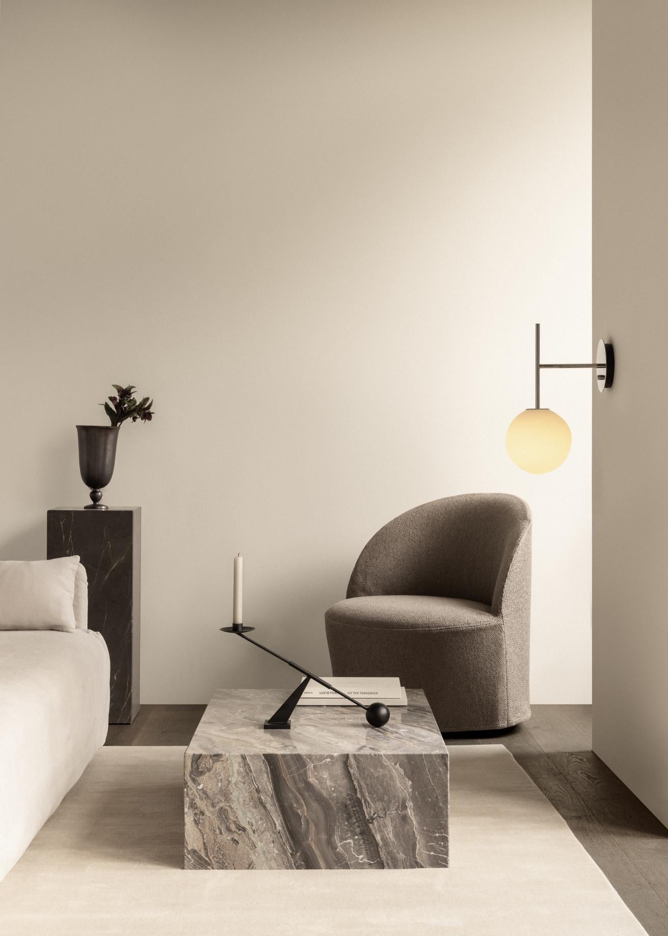 TR BULB wall lamp brass