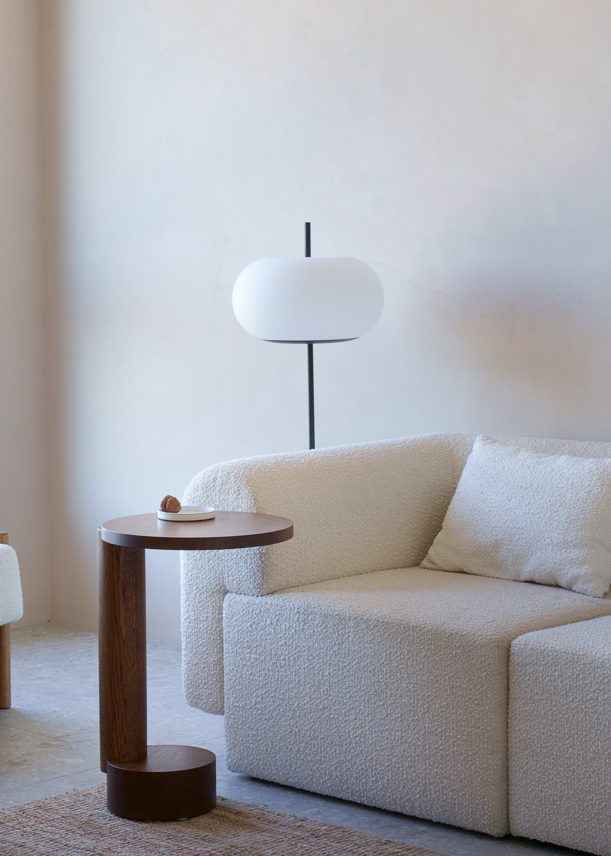 Dunkelgrüner BOLD Beistelltisch