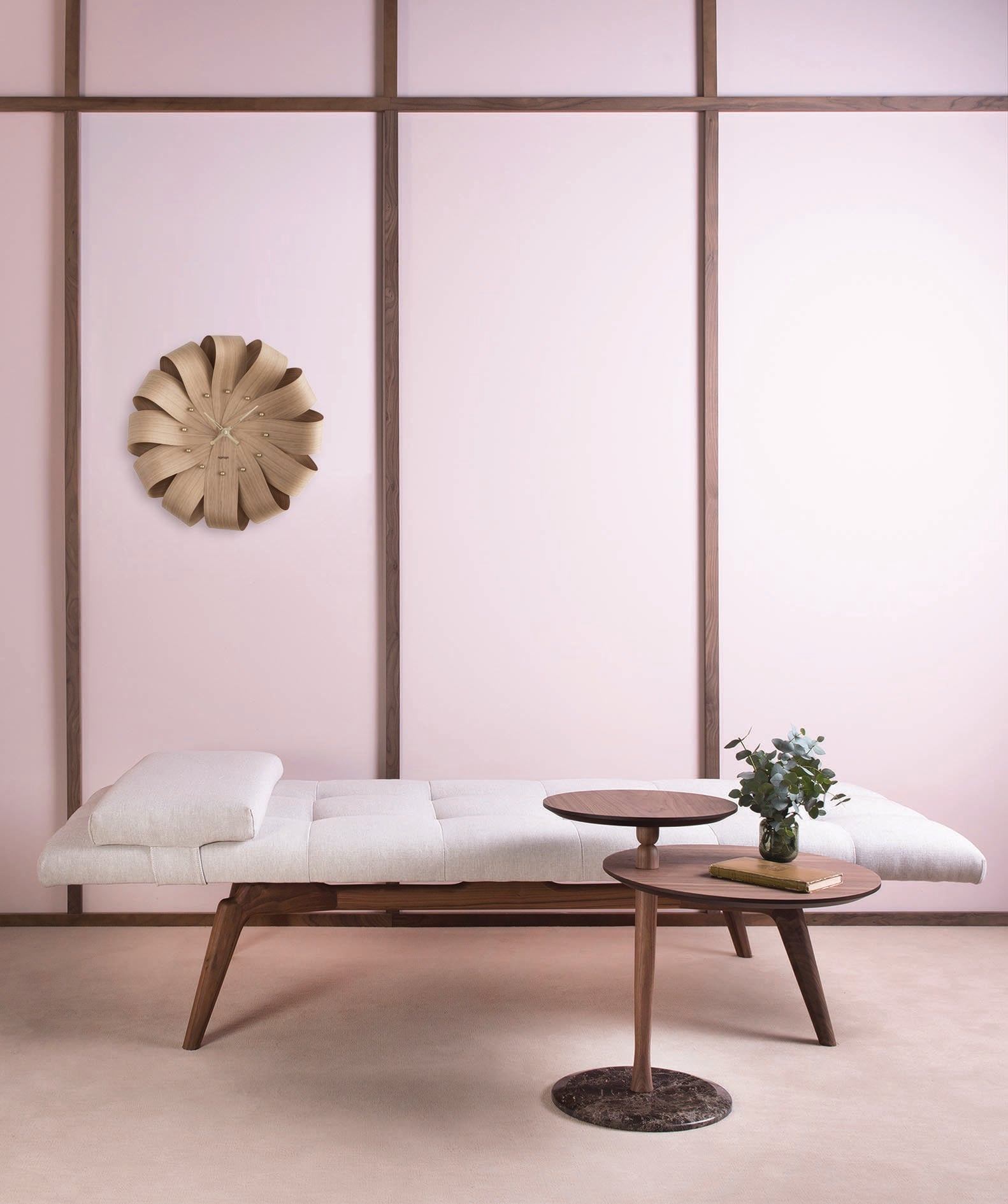 Zegar ścienny BRISA drewno dębowe z mosiężnym wykończeniem