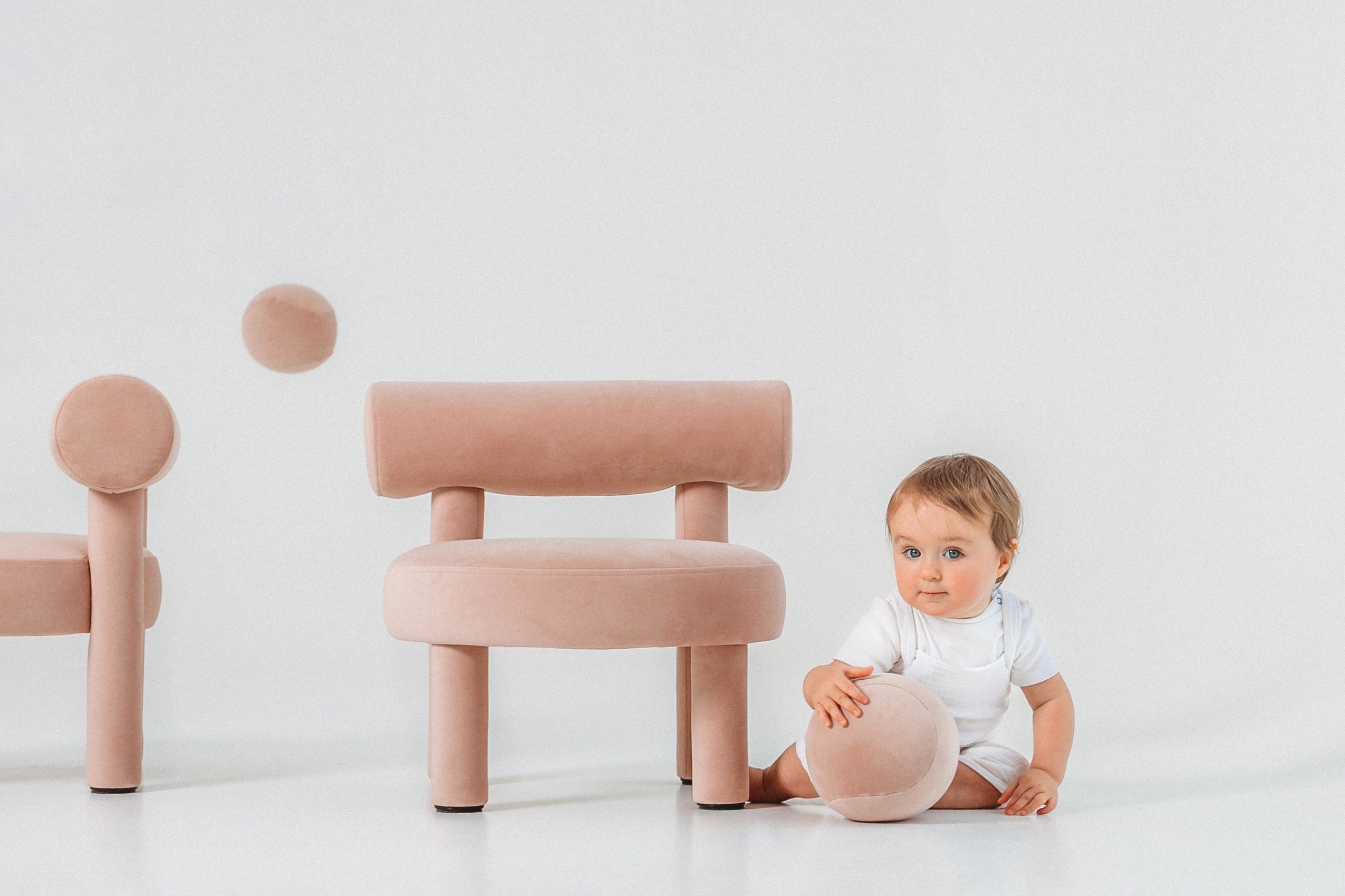 Upholstered Children's Armchair BABY GROPIUS CS1
