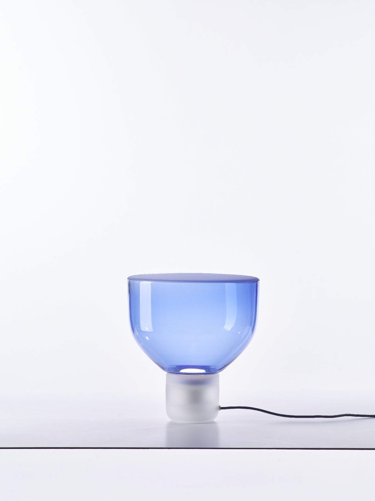 Lampa stołowa LIGHTLINE matowa podstawa