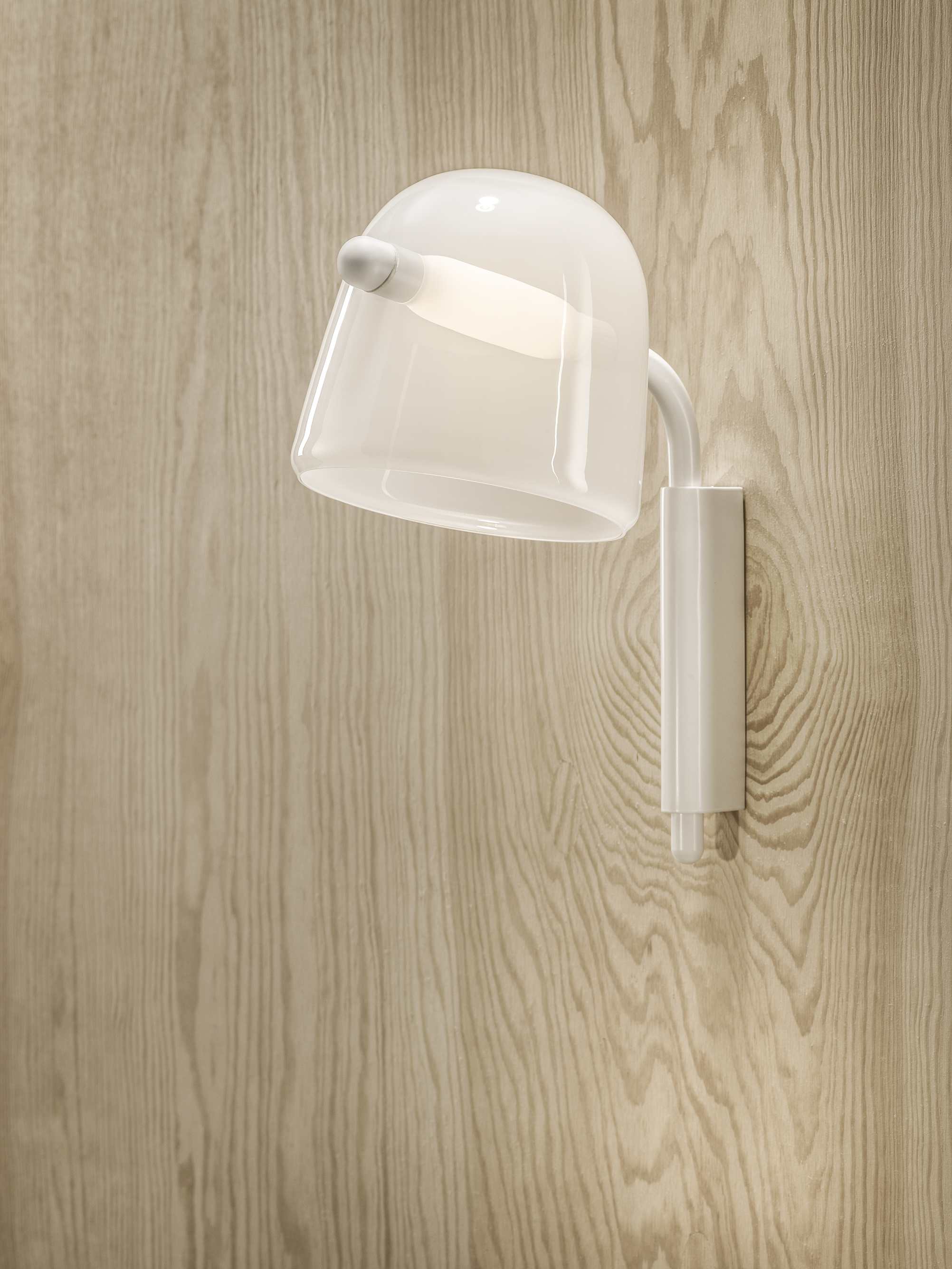 Lampa ścienna MONA kremowa podstawa