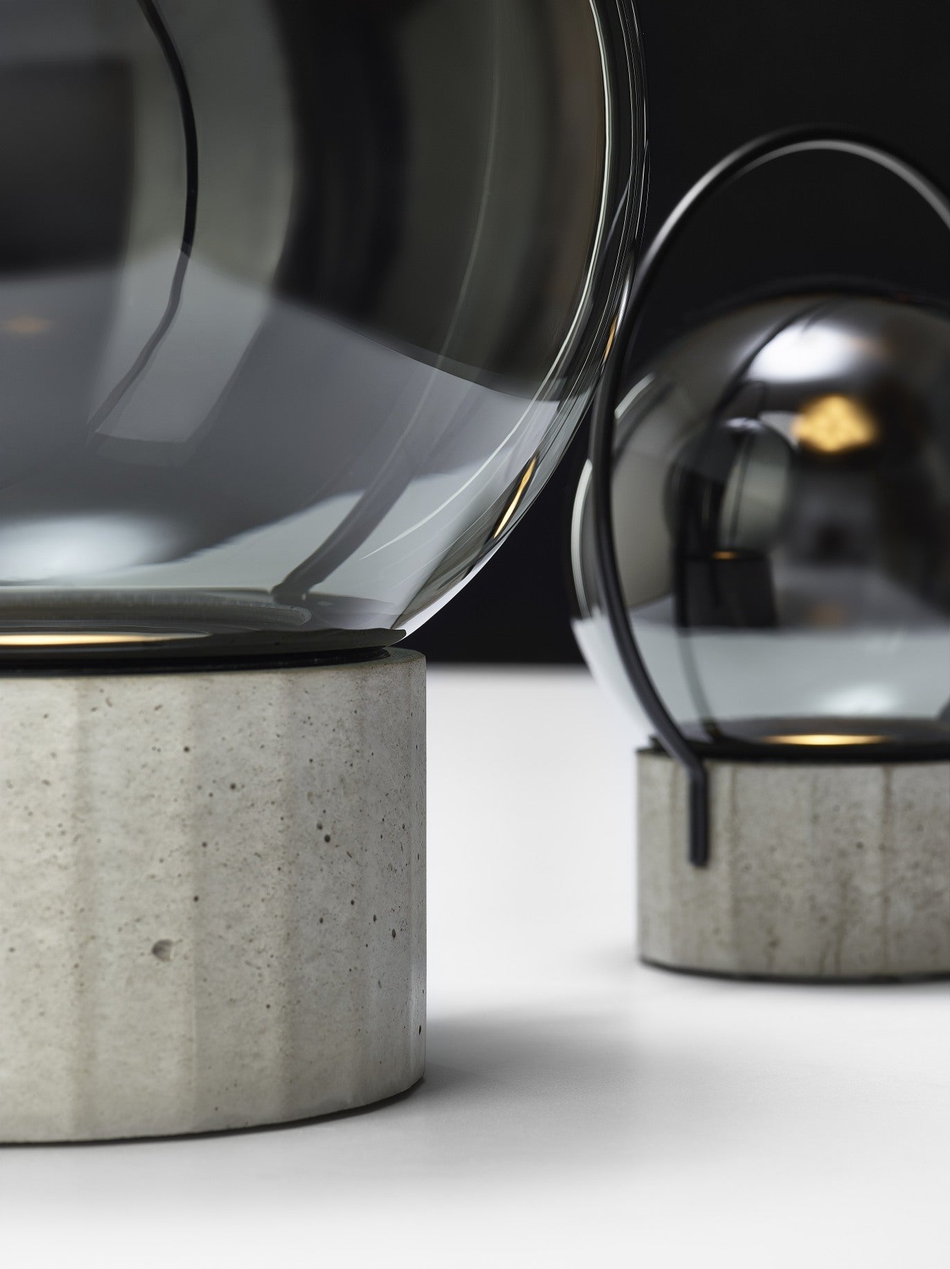 Tragbare Außen-Tischlampe SFERA PORTABLE glänzendes Glas