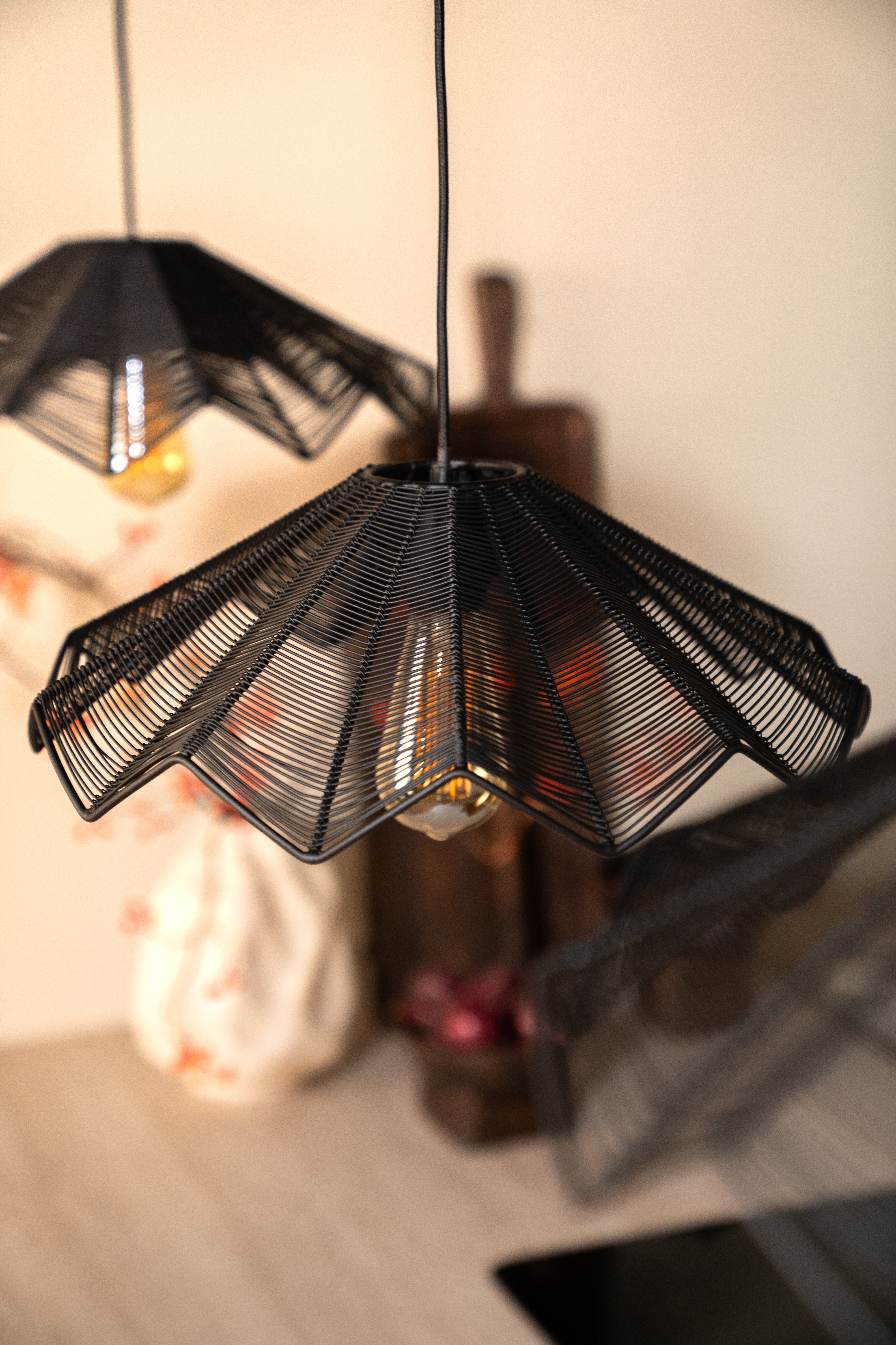 Lampa wisząca VARJO czarny