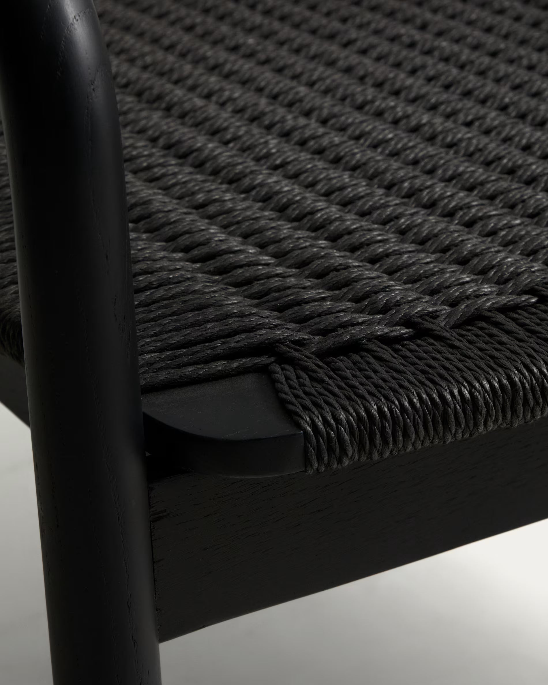 DERILE Armchair Black