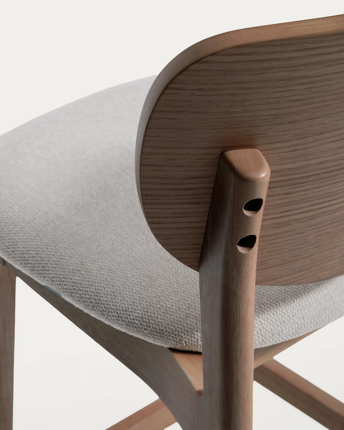 Krzesło barowe LUDARA brązowy szenil z ciemną fornirowaną dębową podstawą
