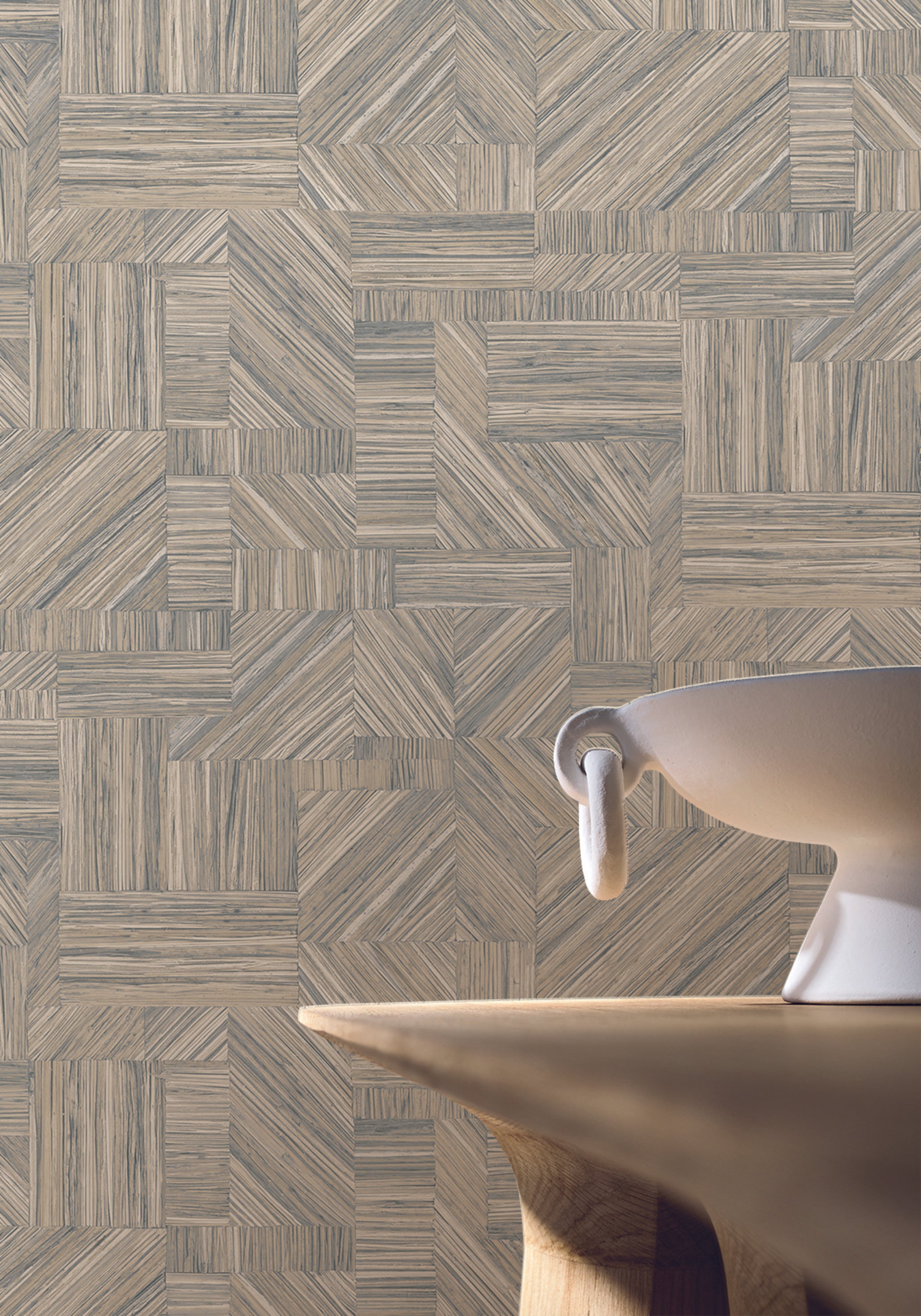 Wallpaper imitating straw patchwork IMBRICATION - GIVRE icy blue