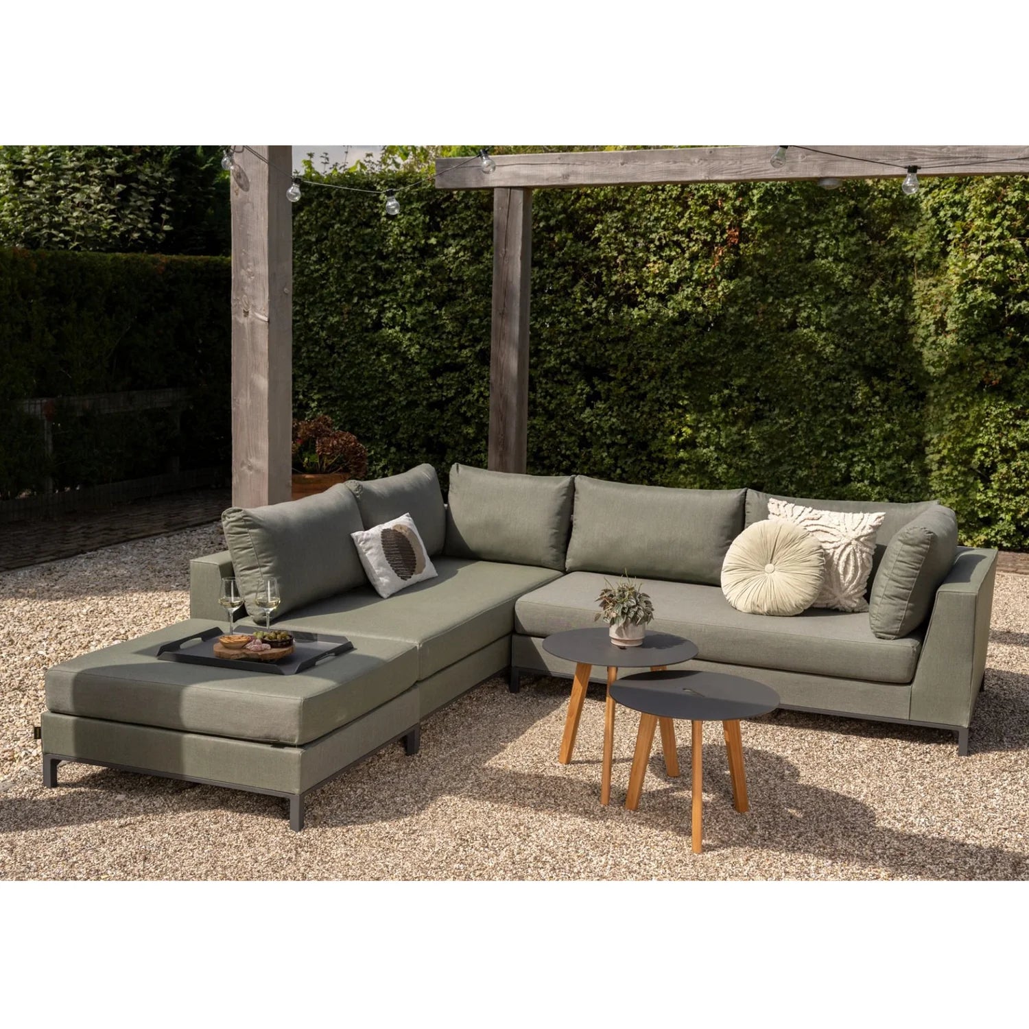Left-facing garden corner sofa SICILIE green