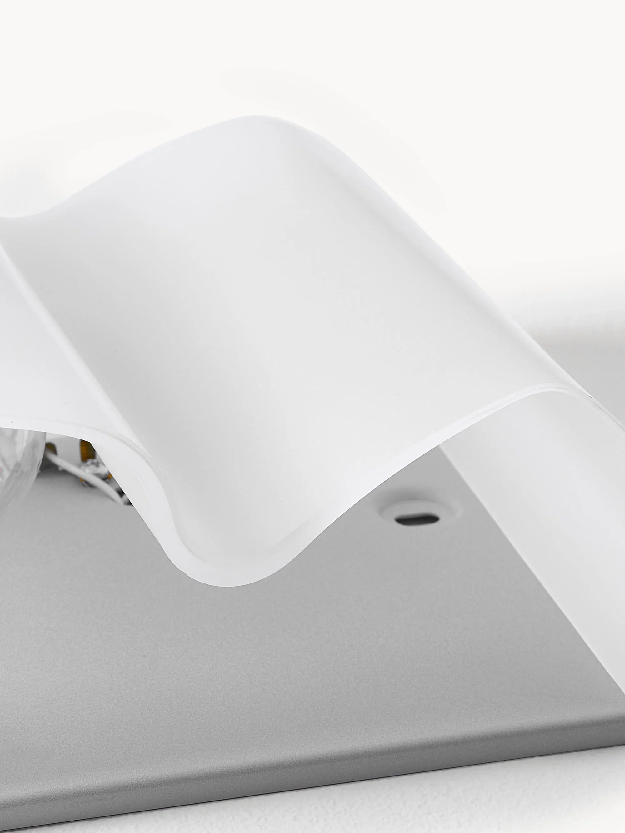 Wandleuchte LOGICO mundgeblasenem Glas